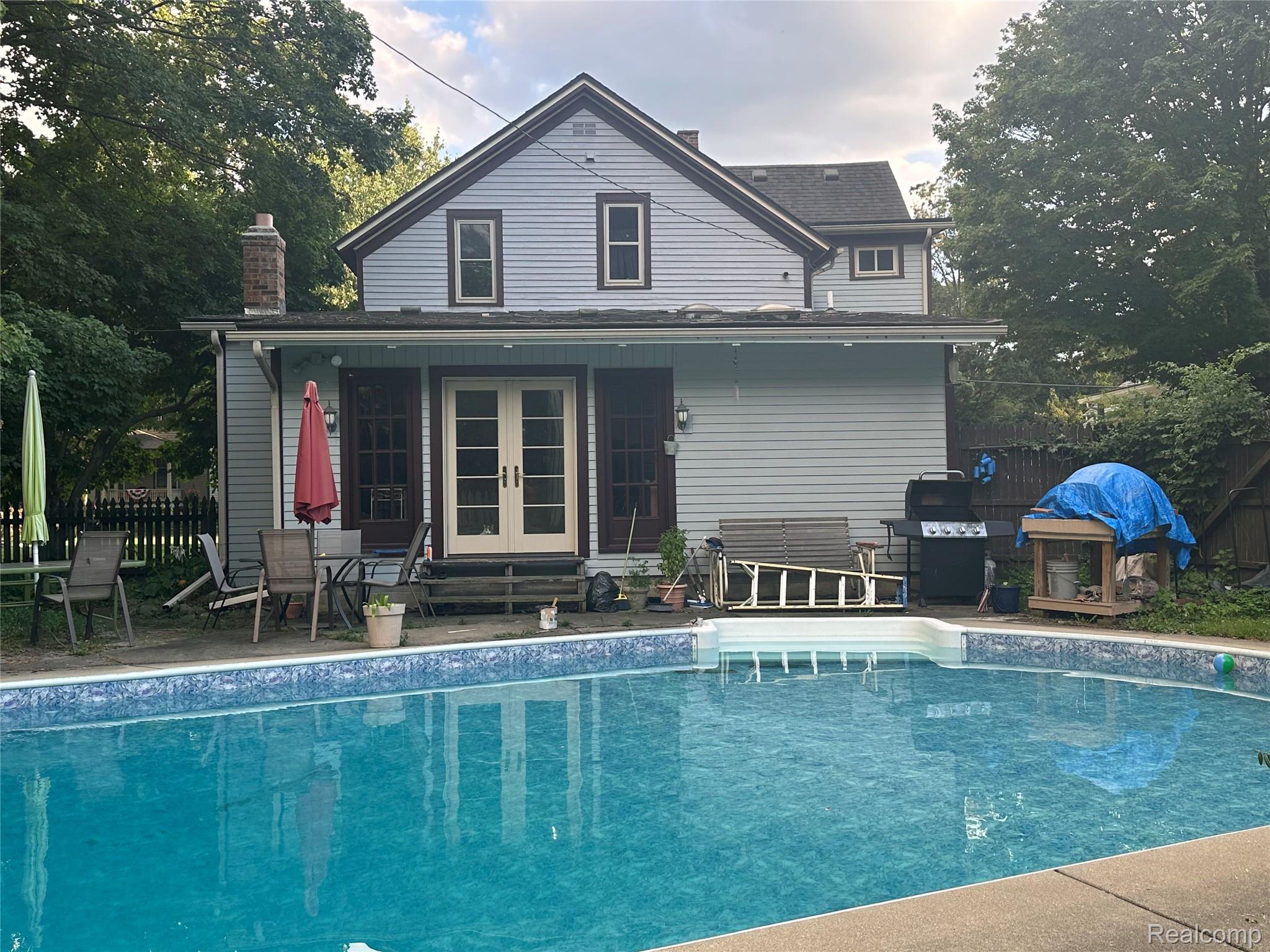 162 Church Street Property Photo 5