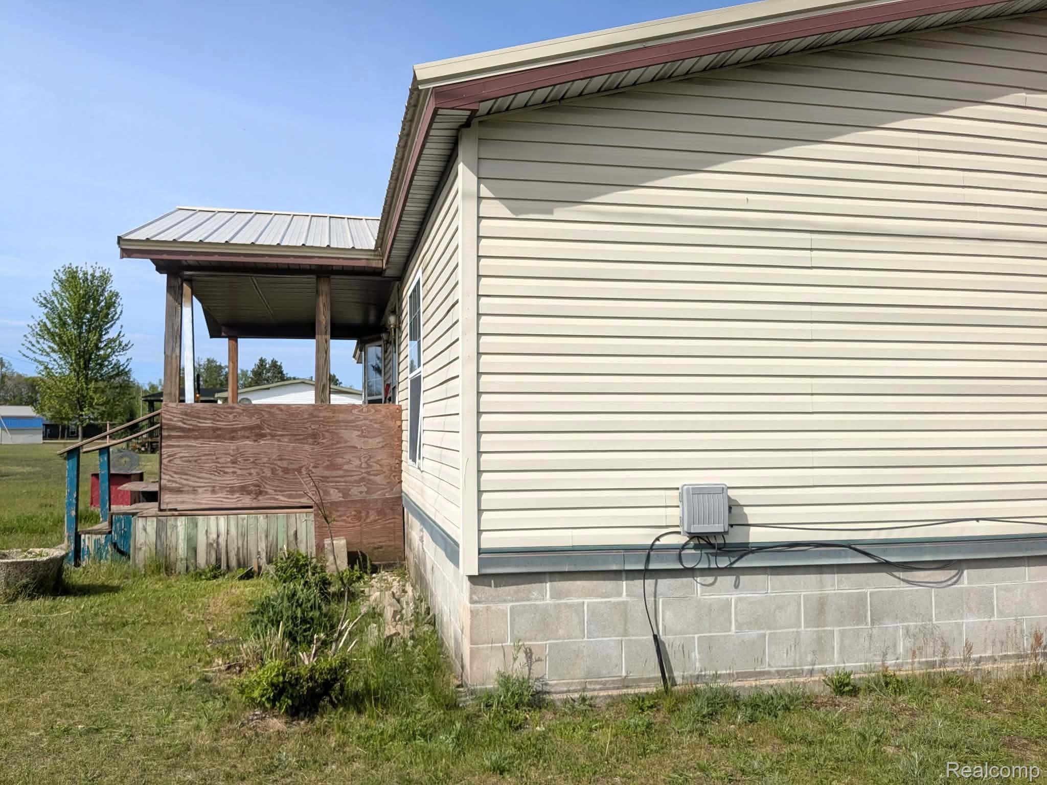 5554 N Sauble Lake Drive Property Photo 8