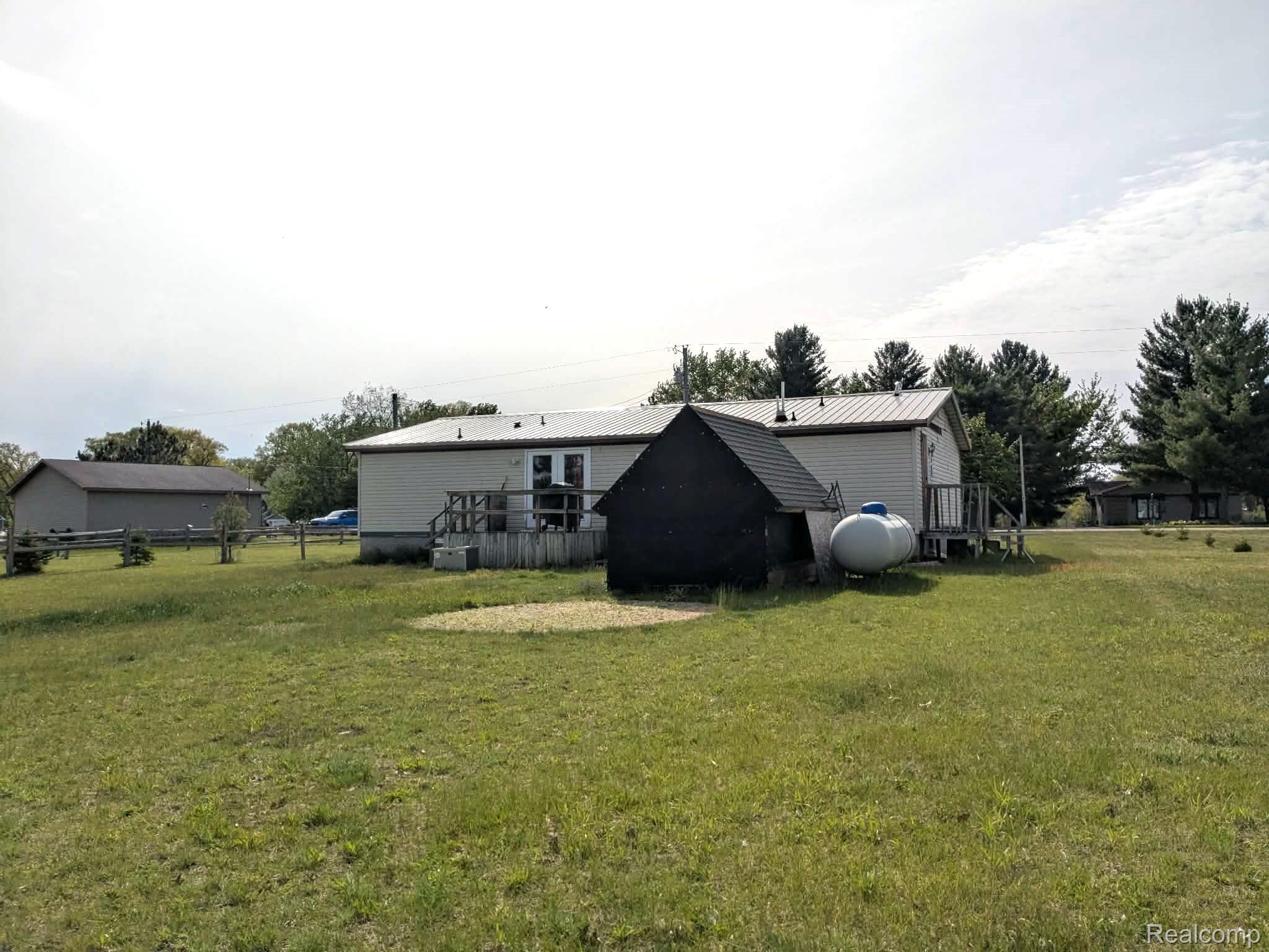 5554 N Sauble Lake Drive Property Photo 13