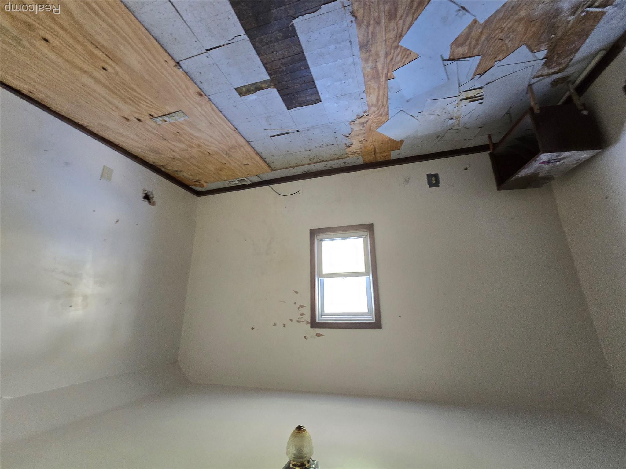 611 S 4th Avenue Property Photo 14
