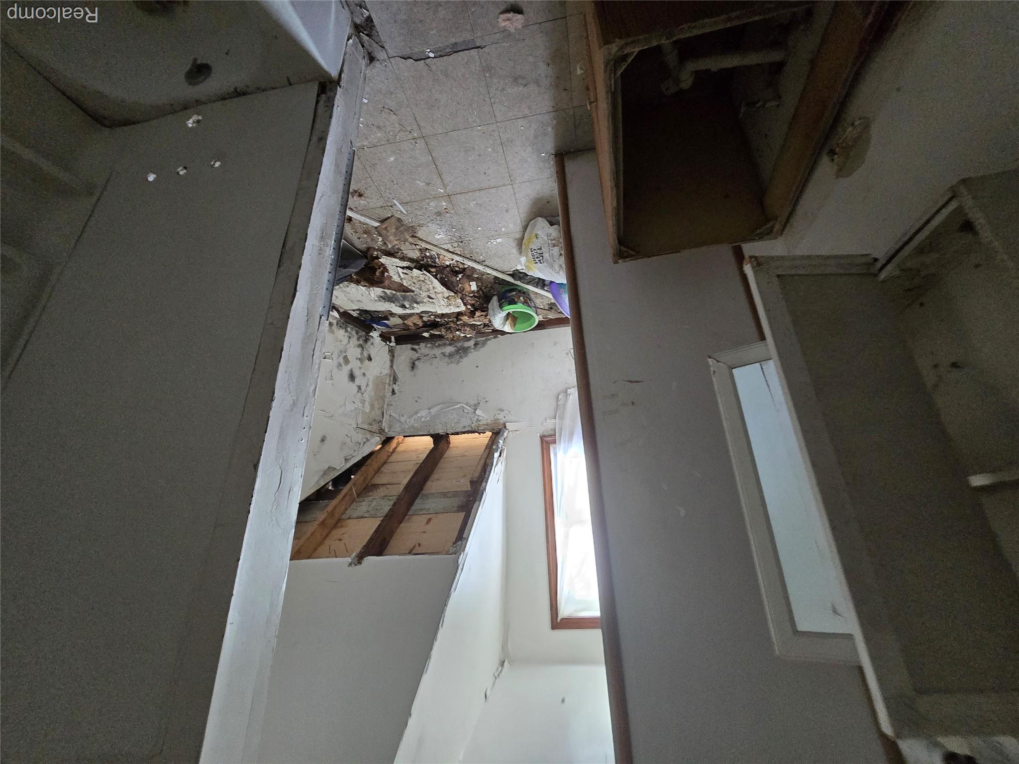 611 S 4th Avenue Property Photo 18