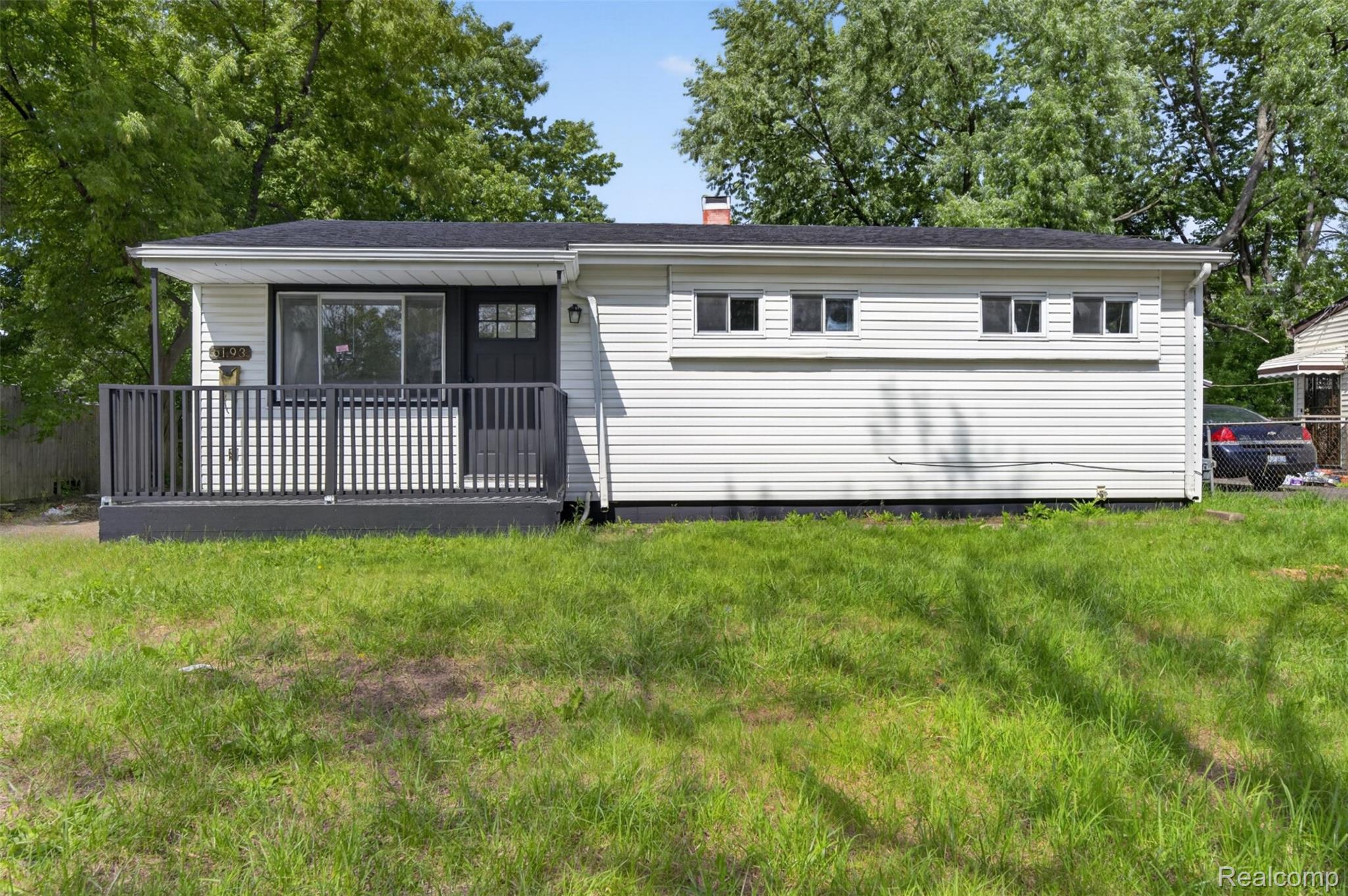6193 Natchez Drive Property Photo 1