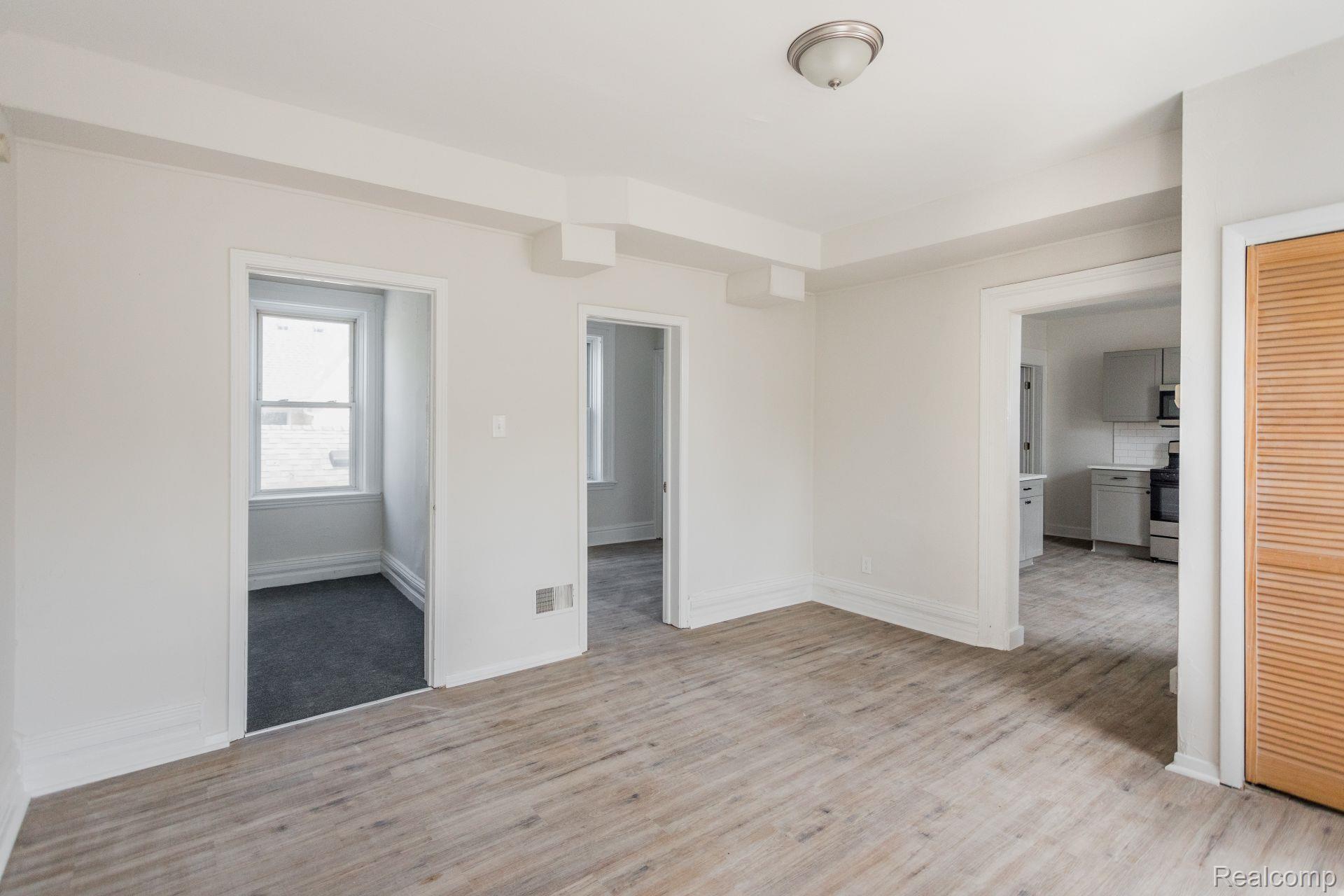 1124 Mckinstry Street Property Photo 5