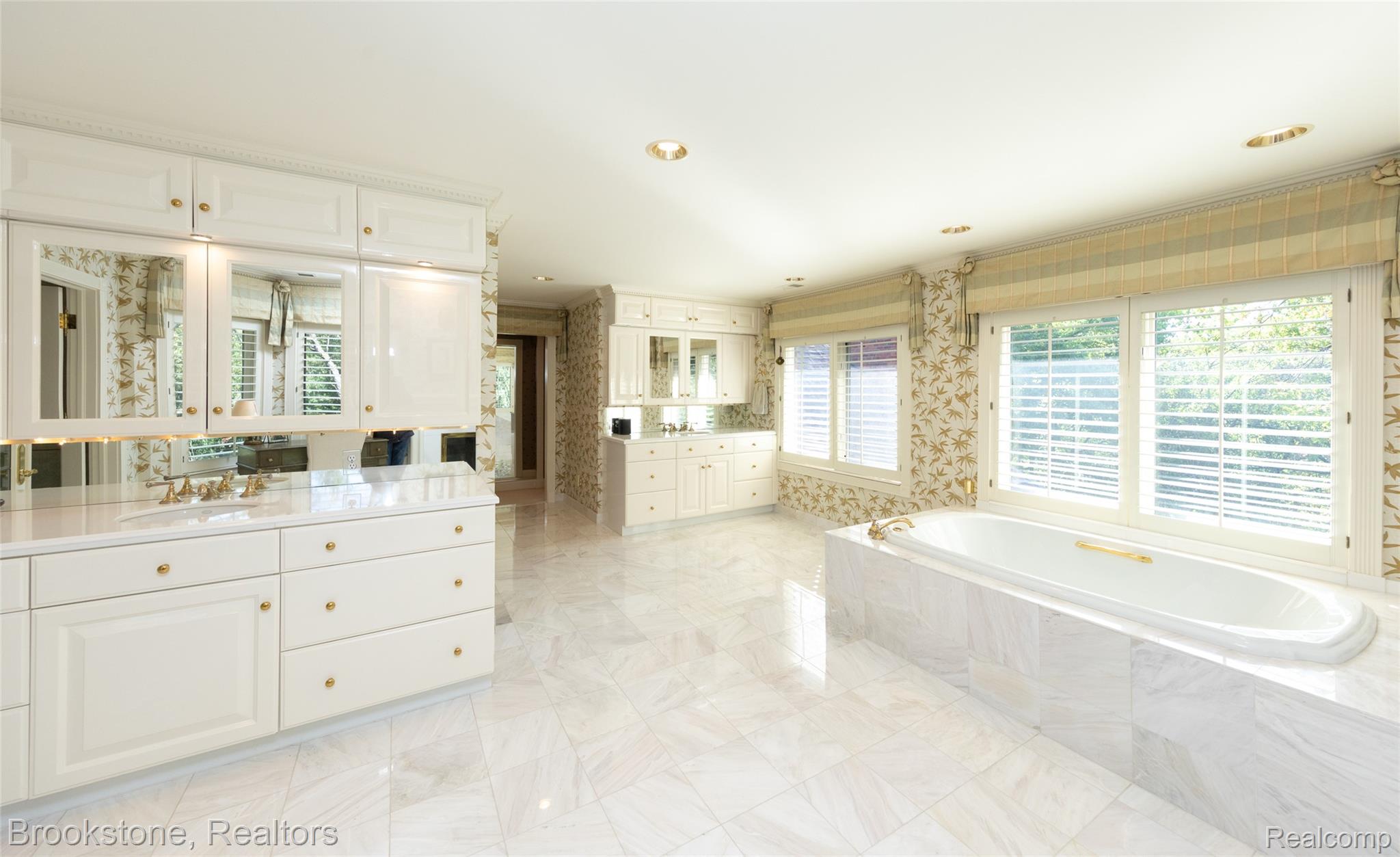1494 Highpoint Property Photo 51
