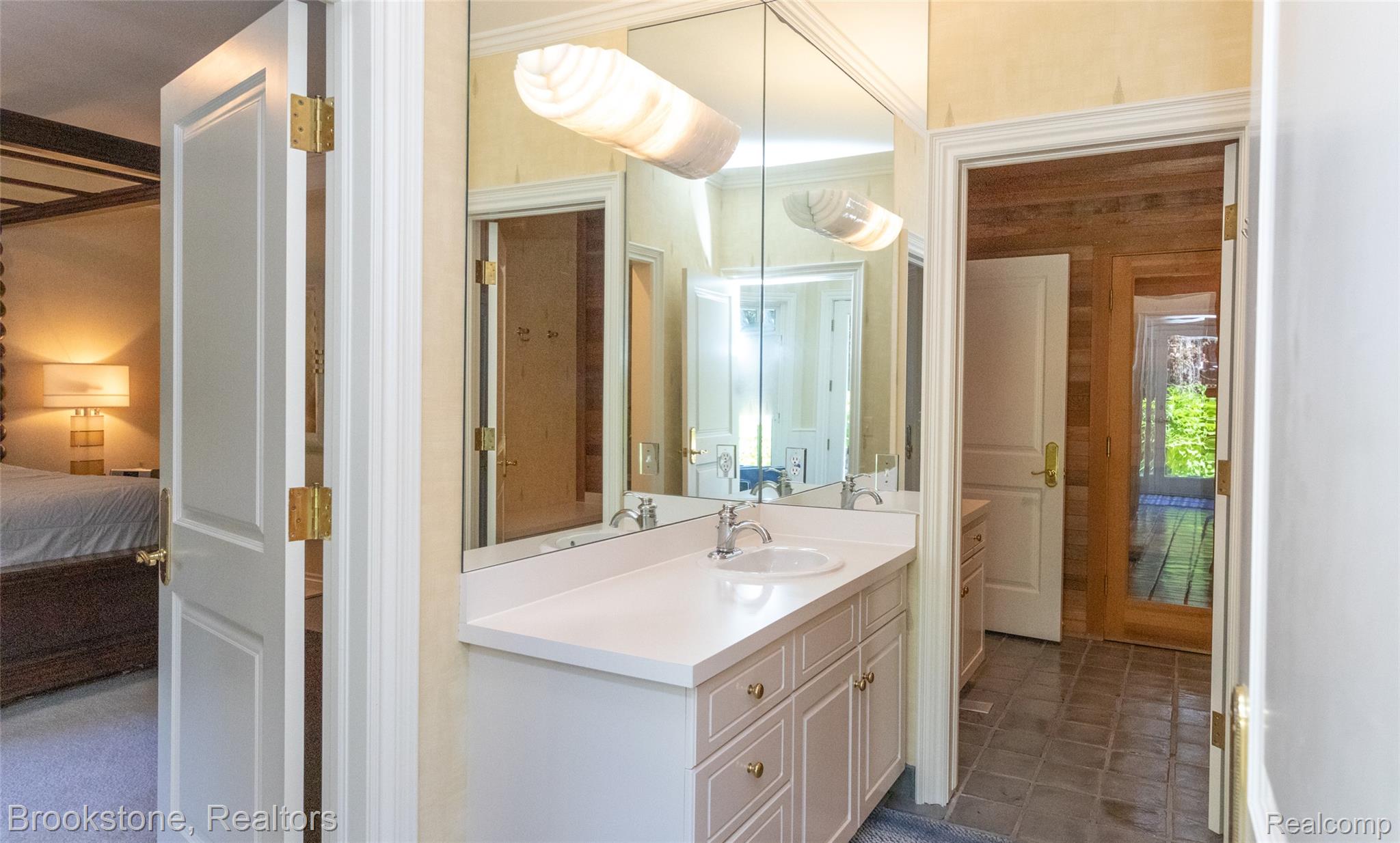 1494 Highpoint Property Photo 70