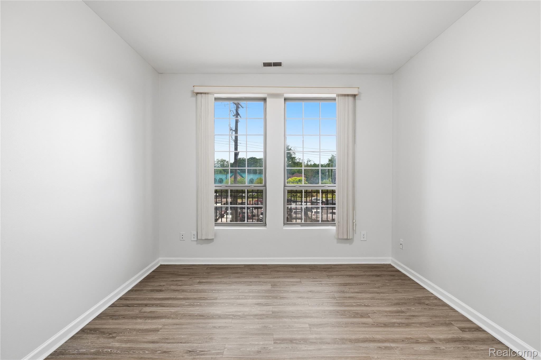 22230 Michigan Avenue 1 Property Photo 14