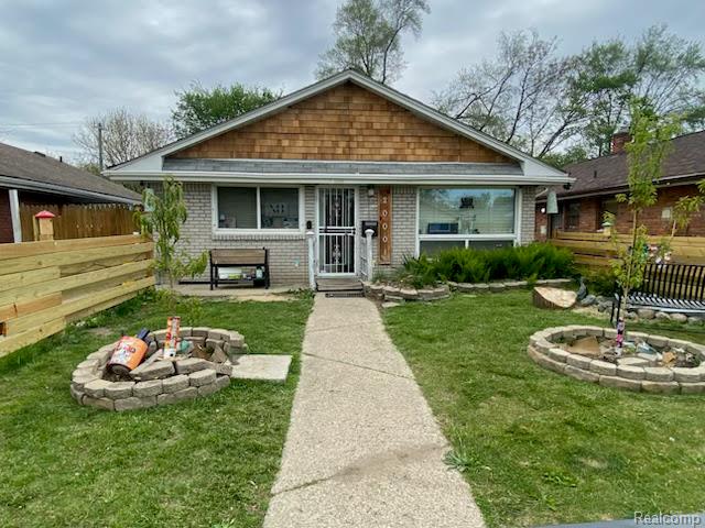 20001 Washburn Street Property Photo 1
