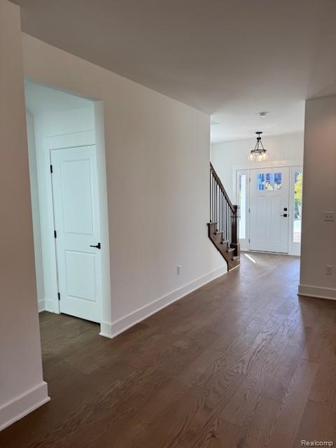 303 E Spring Street Property Photo 3