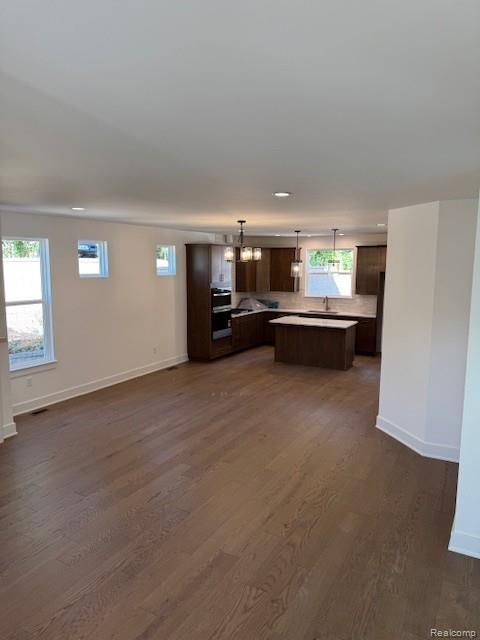 303 E Spring Street Property Photo 9