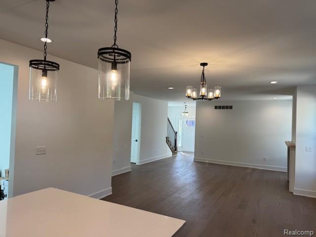 303 E Spring Street Property Photo 10
