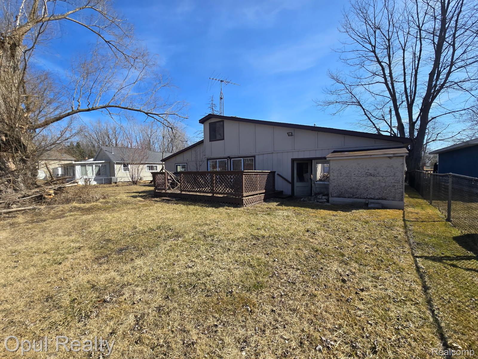 5402 Orchard Drive Property Photo 3