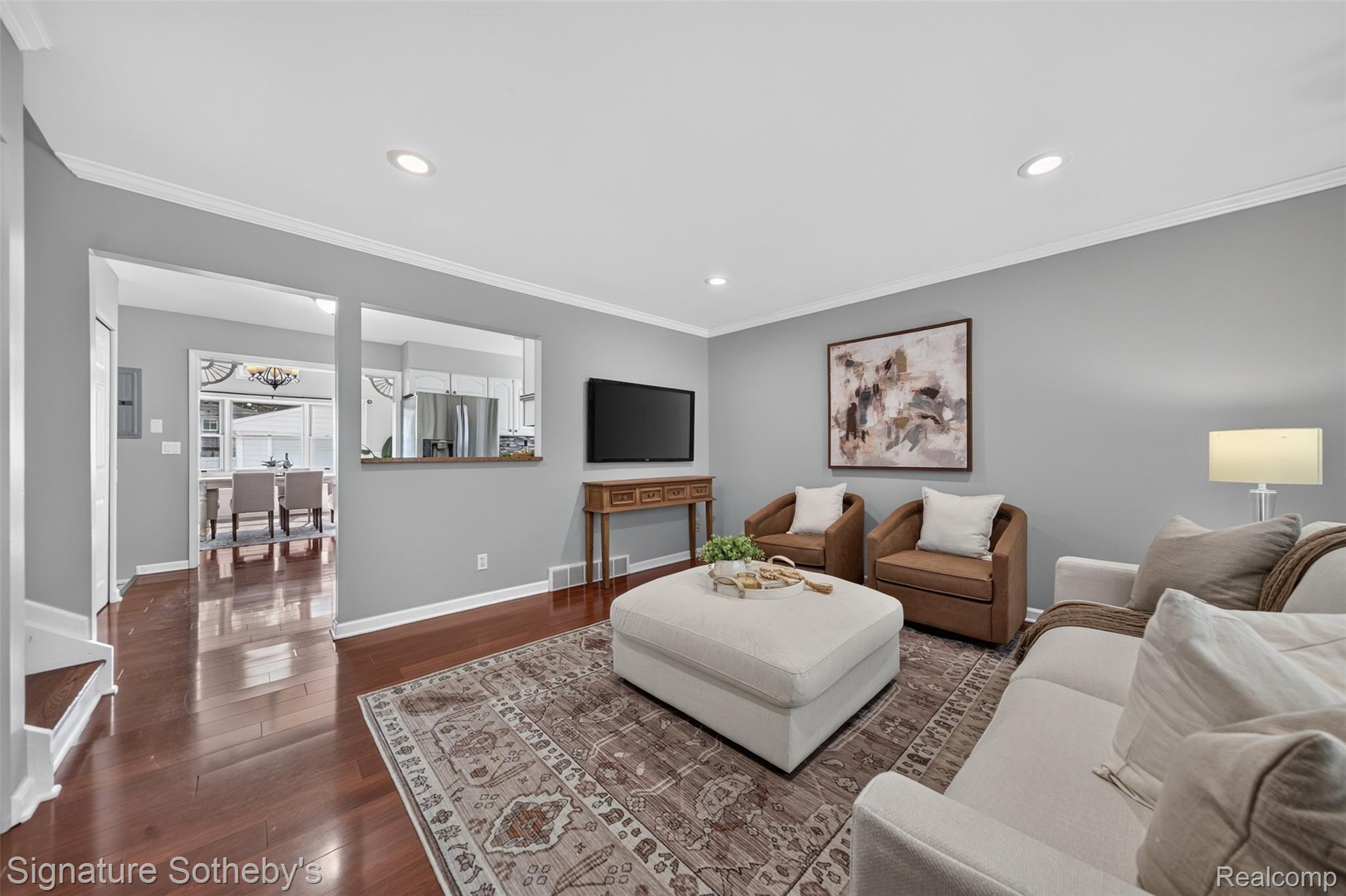 940 Langley Boulevard Property Photo 3