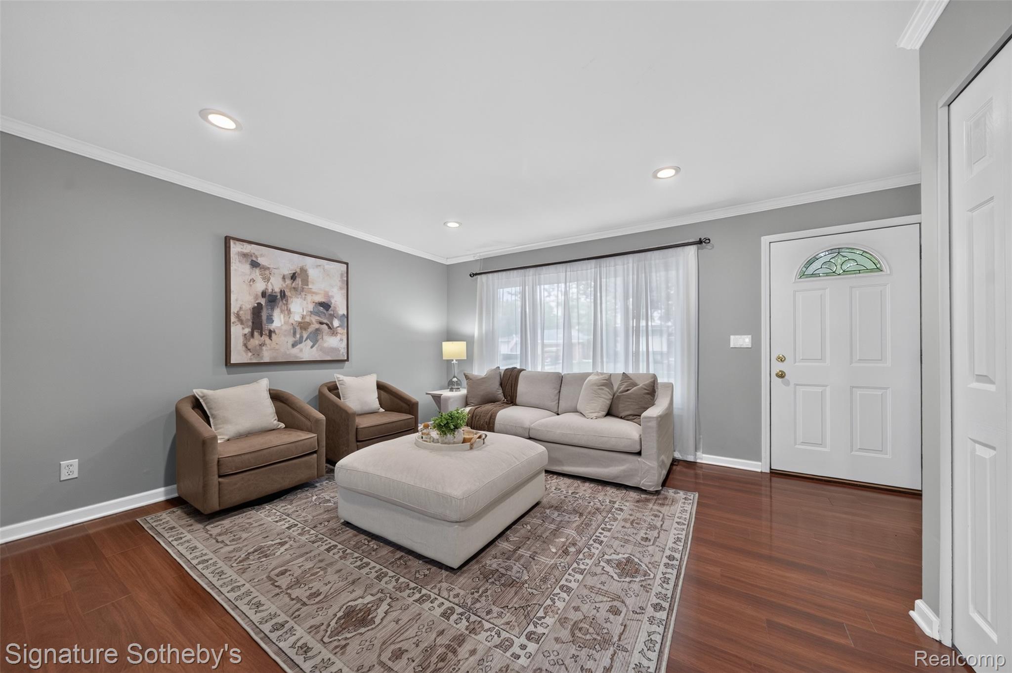 940 Langley Boulevard Property Photo 4