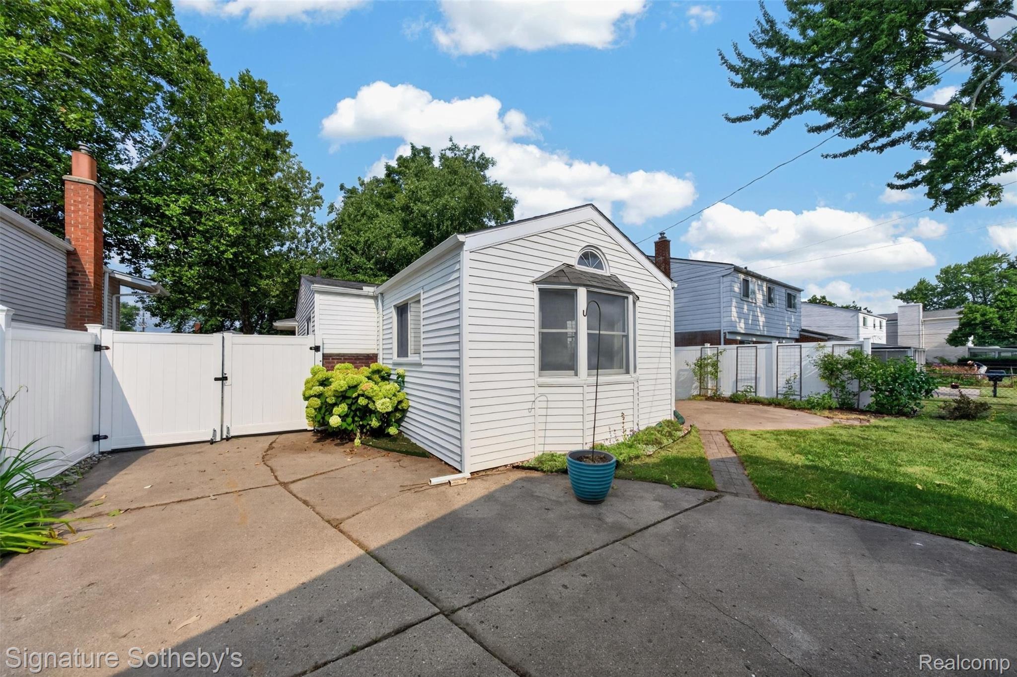 940 Langley Boulevard Property Photo 37