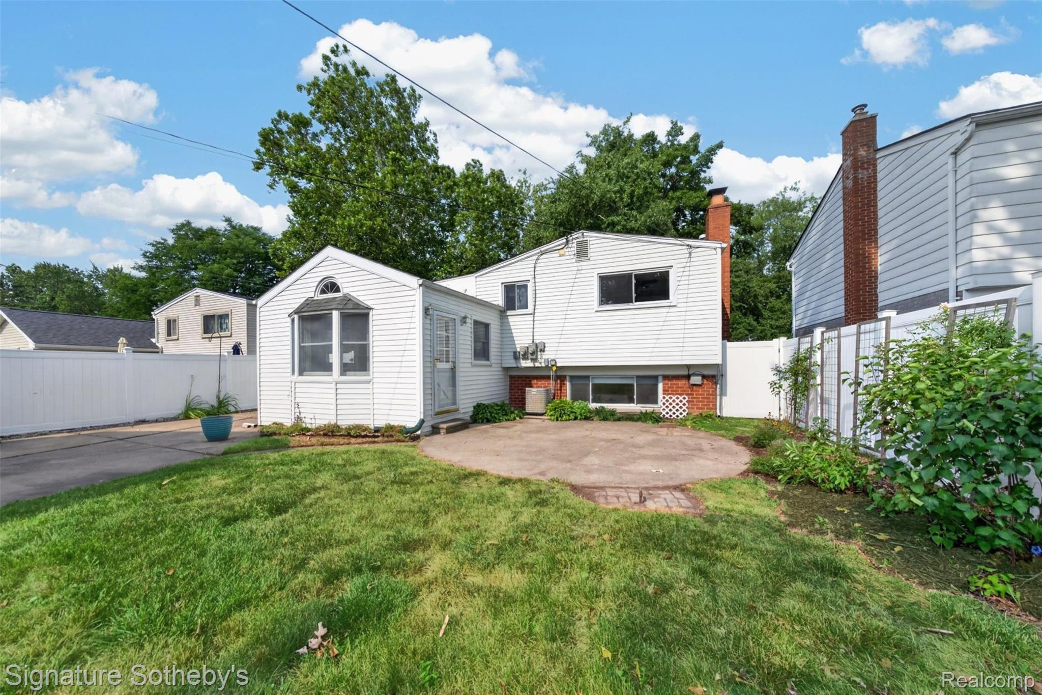 940 Langley Boulevard Property Photo 38