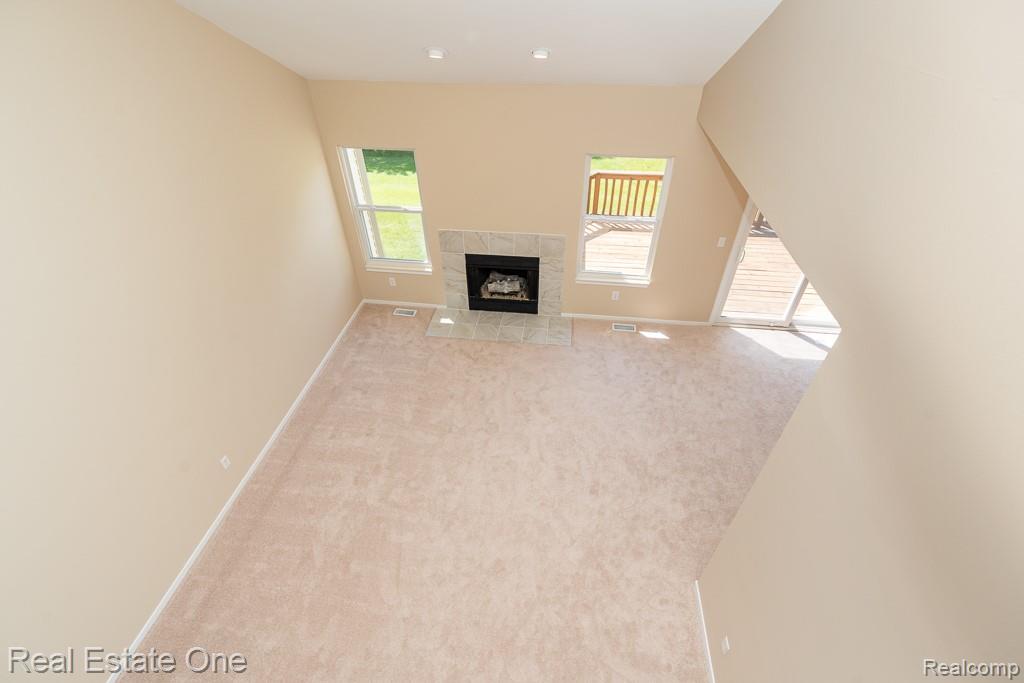 283 Whispering Hill Property Photo 26