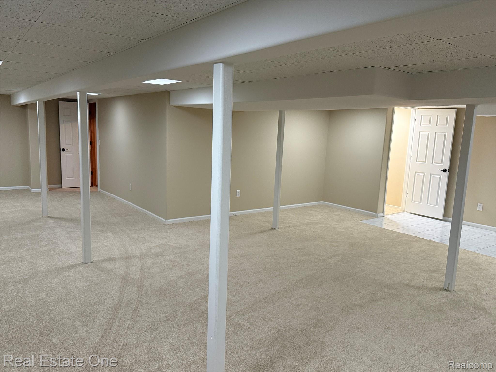 283 Whispering Hill Property Photo 30
