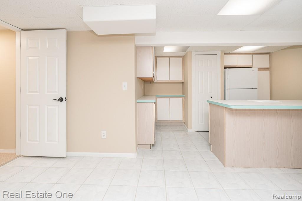 283 Whispering Hill Property Photo 33