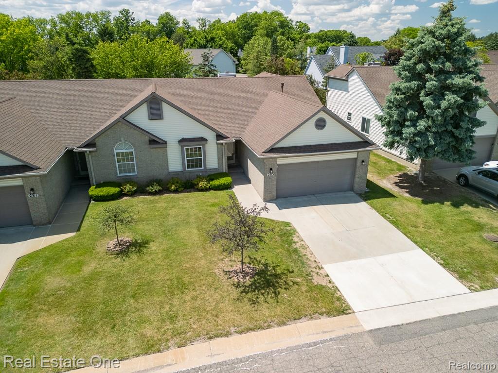 283 Whispering Hill Property Photo 39