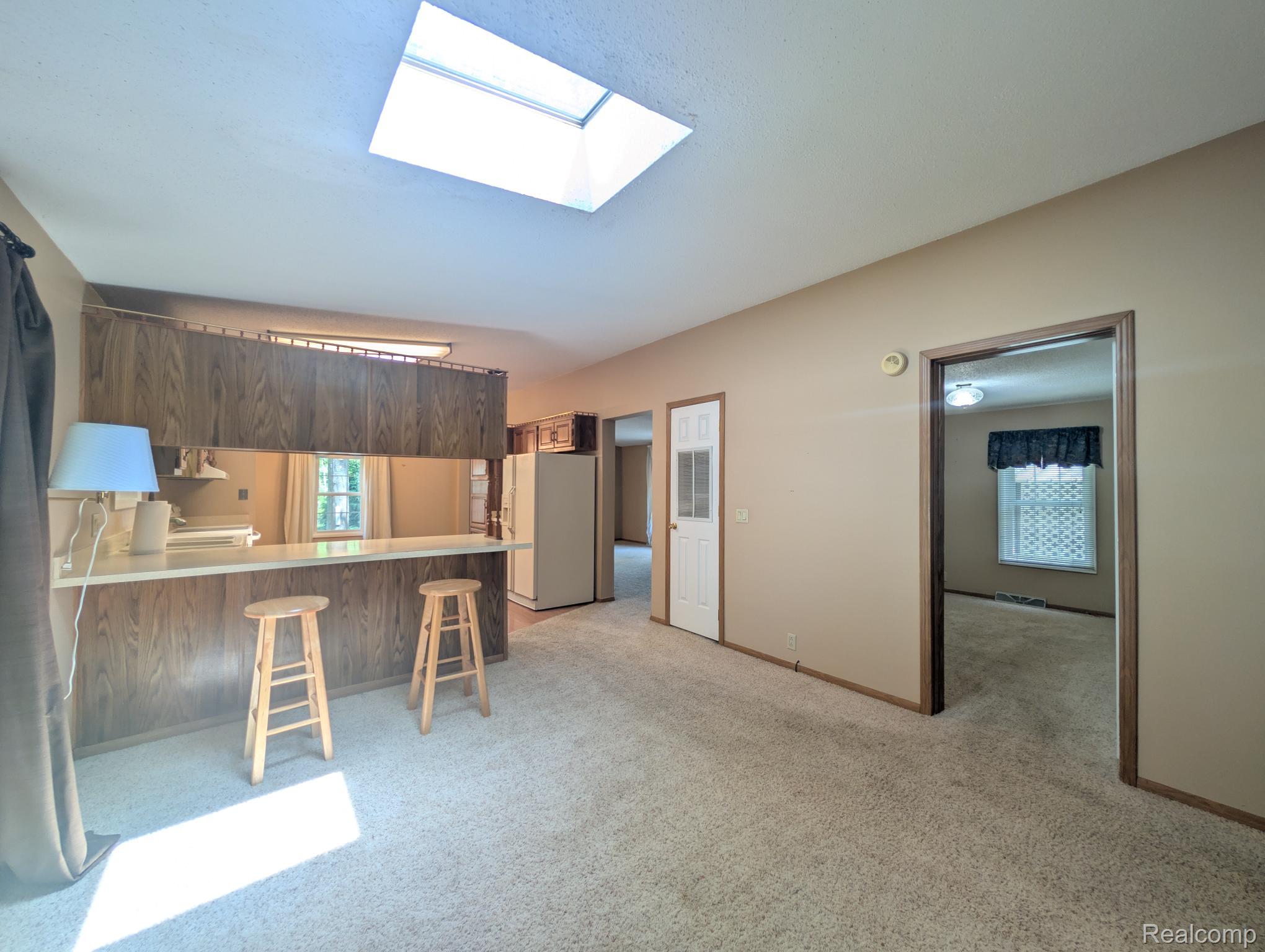 636 Park View Property Photo 7