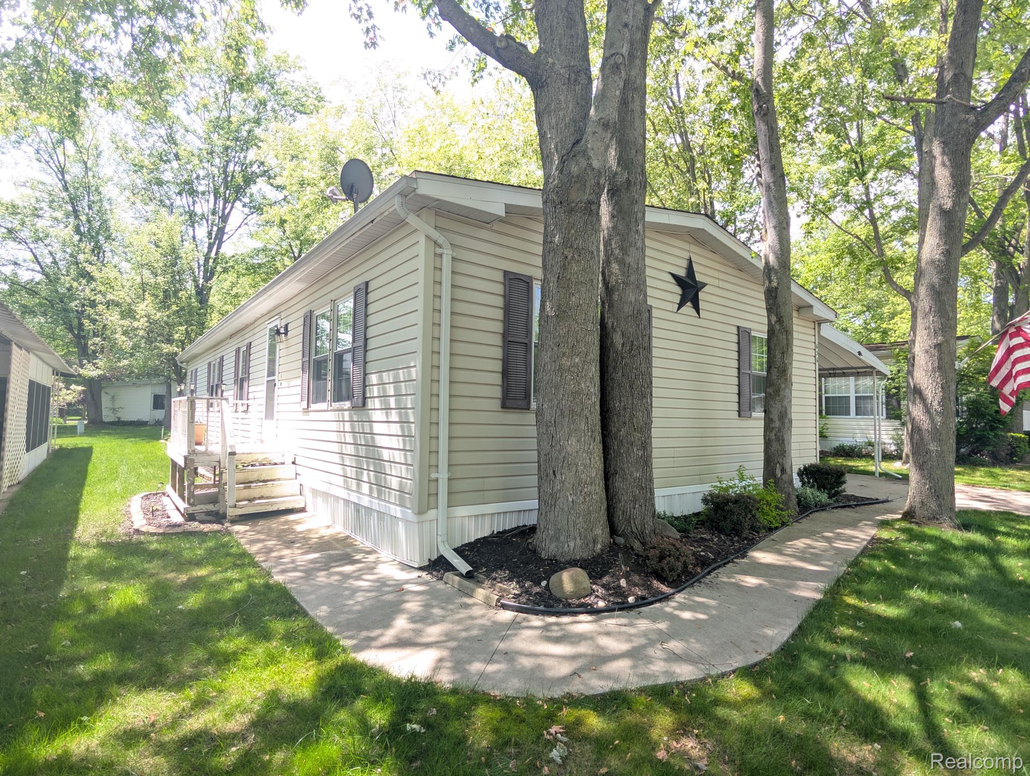 636 Park View Property Photo 22