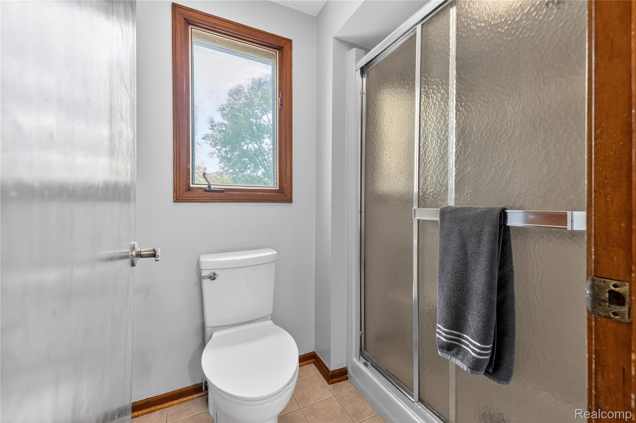 8027 Berkshire Drive Property Photo 28