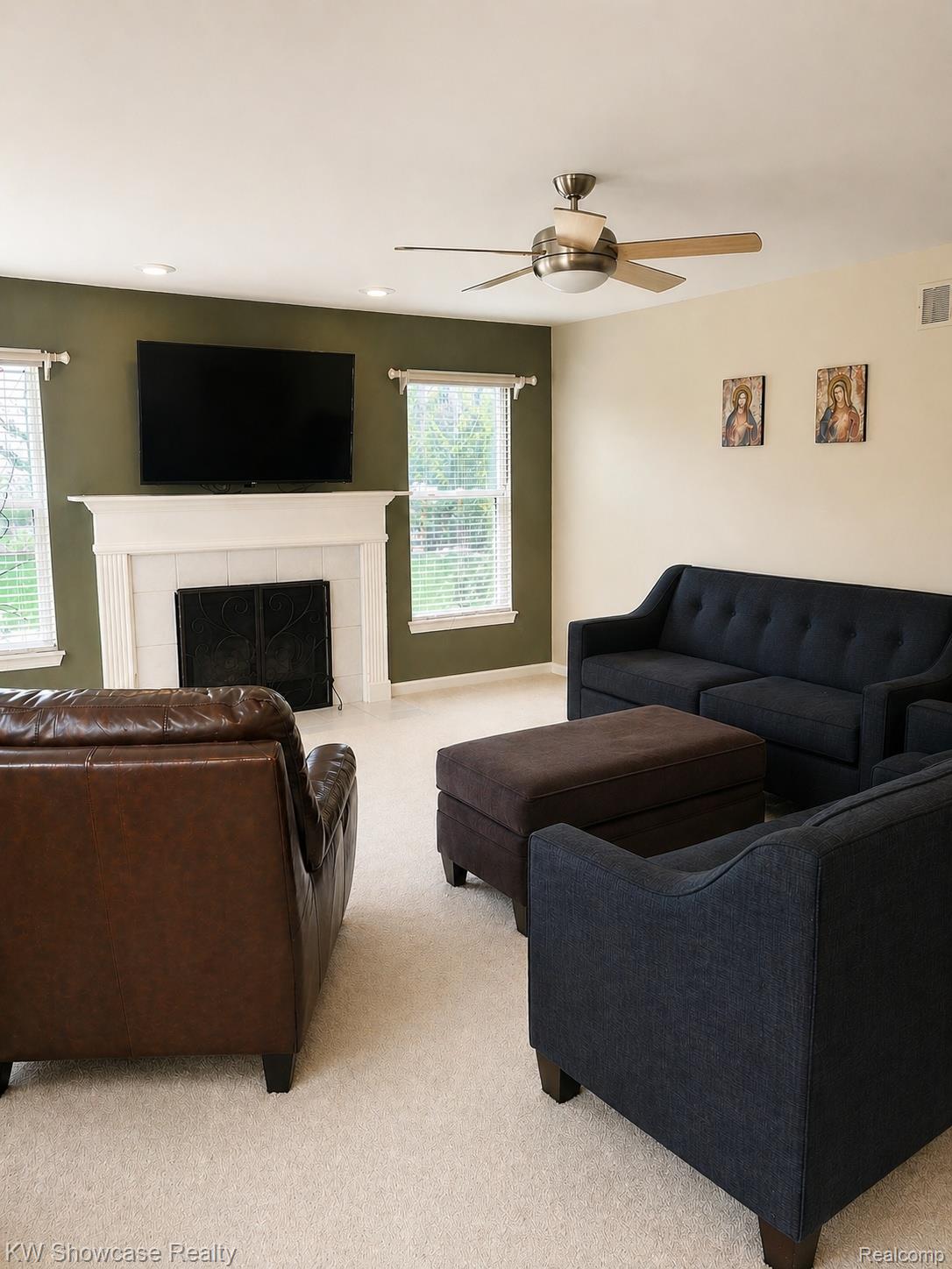 5457 Shelton Drive Property Photo 13