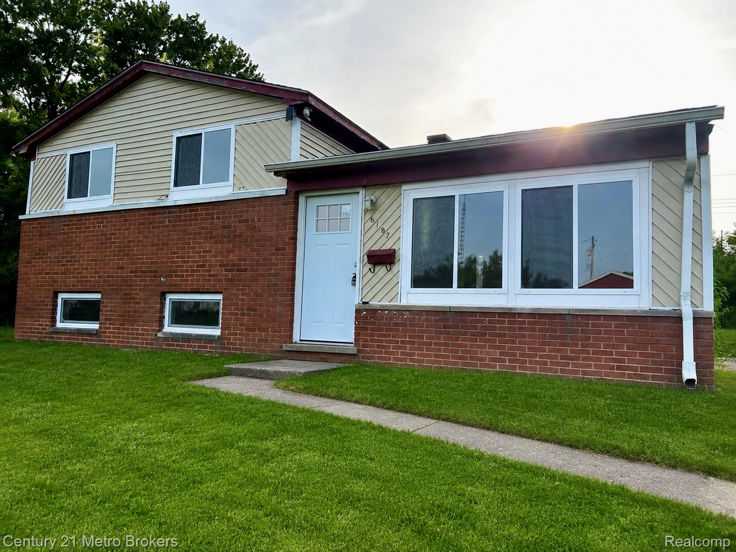 6187 Eldon Road Property Photo 2