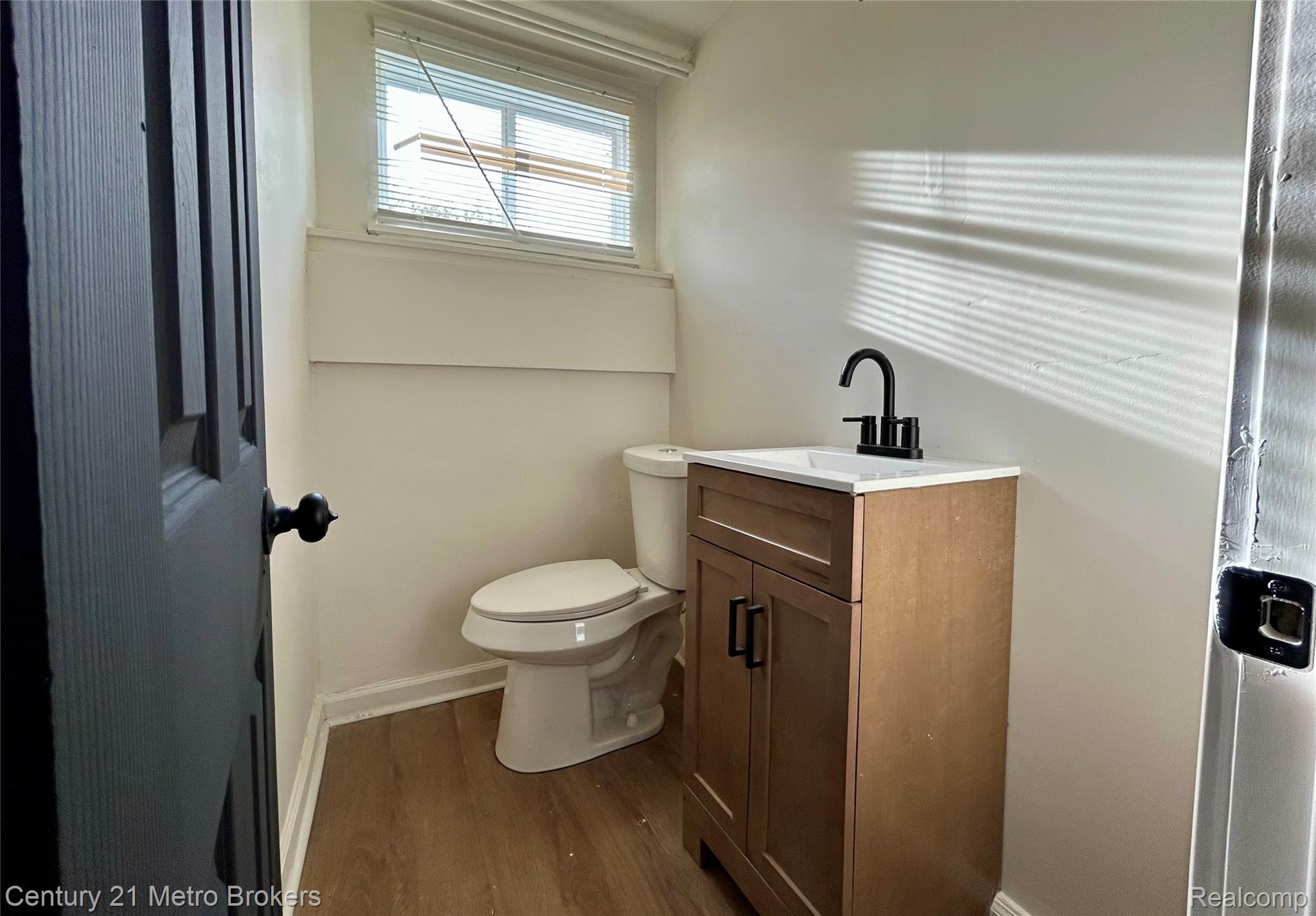 6187 Eldon Road Property Photo 6