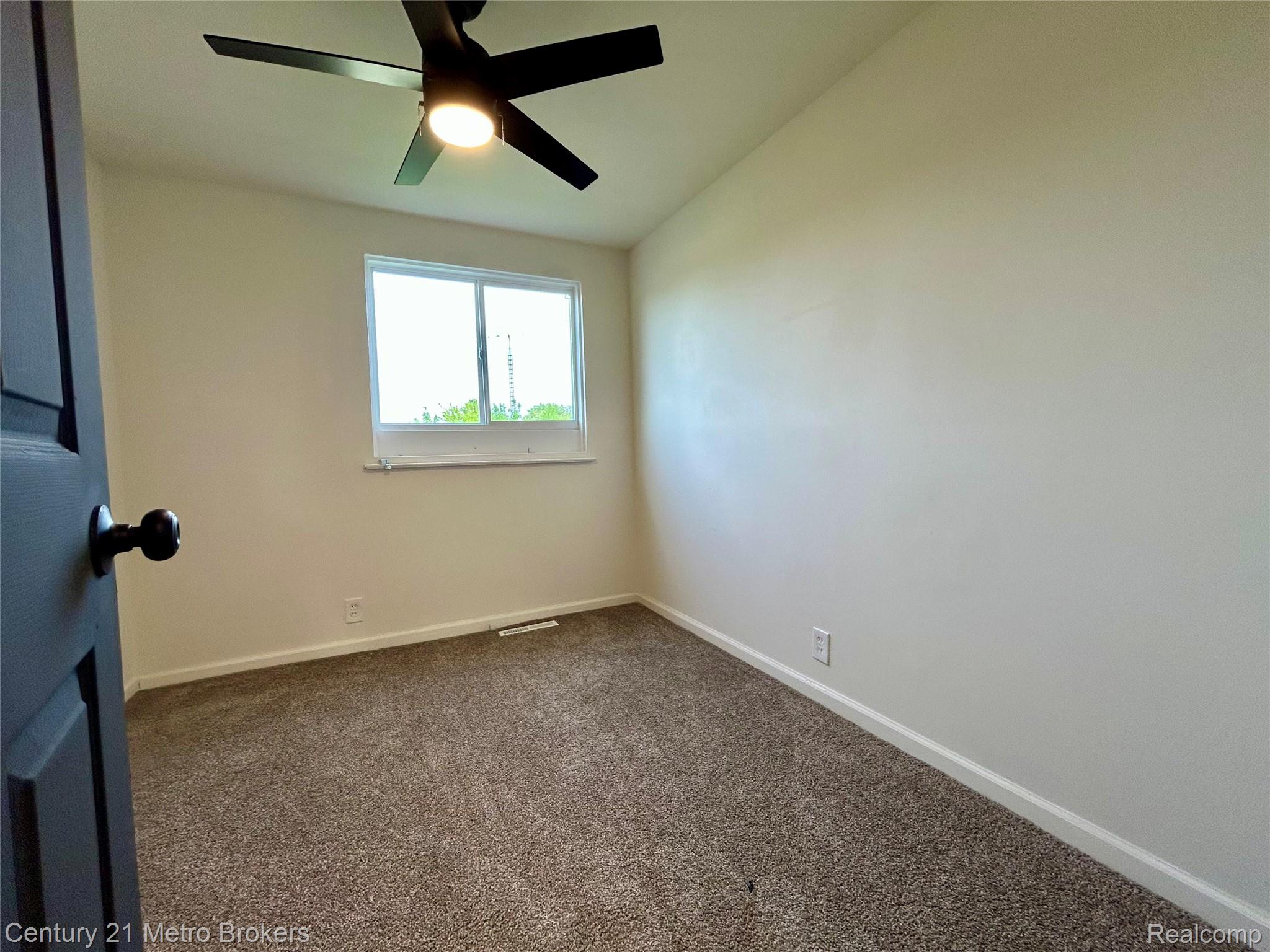 6187 Eldon Road Property Photo 7