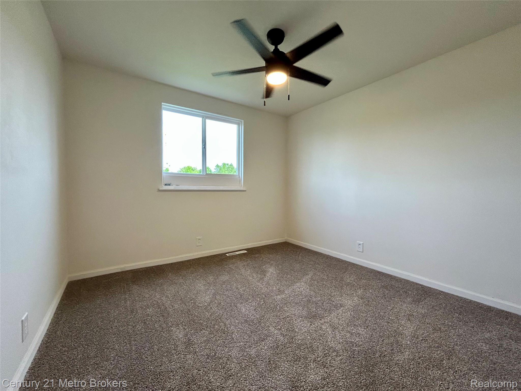 6187 Eldon Road Property Photo 8