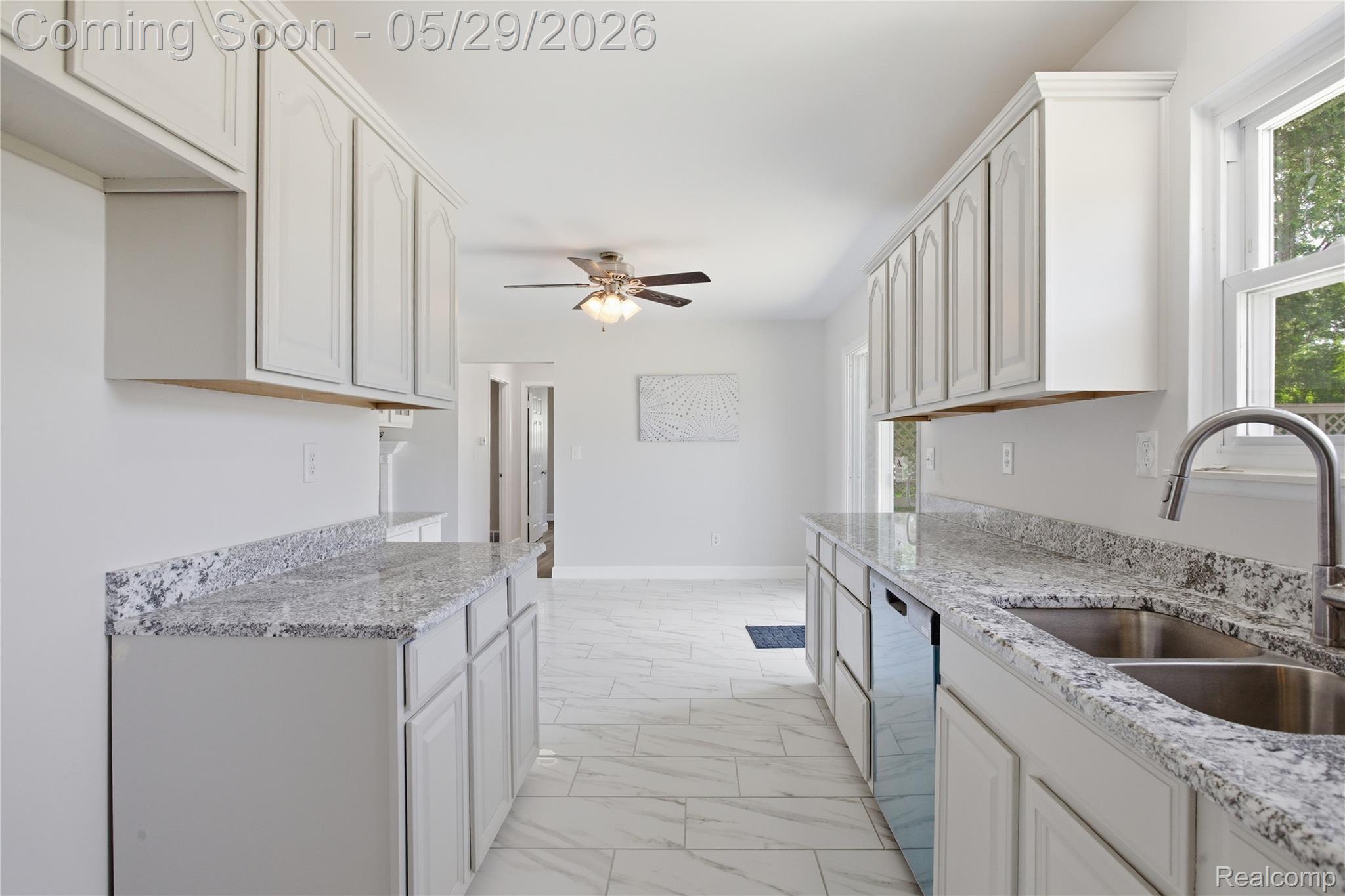 37257 Dundee Street Property Photo 15