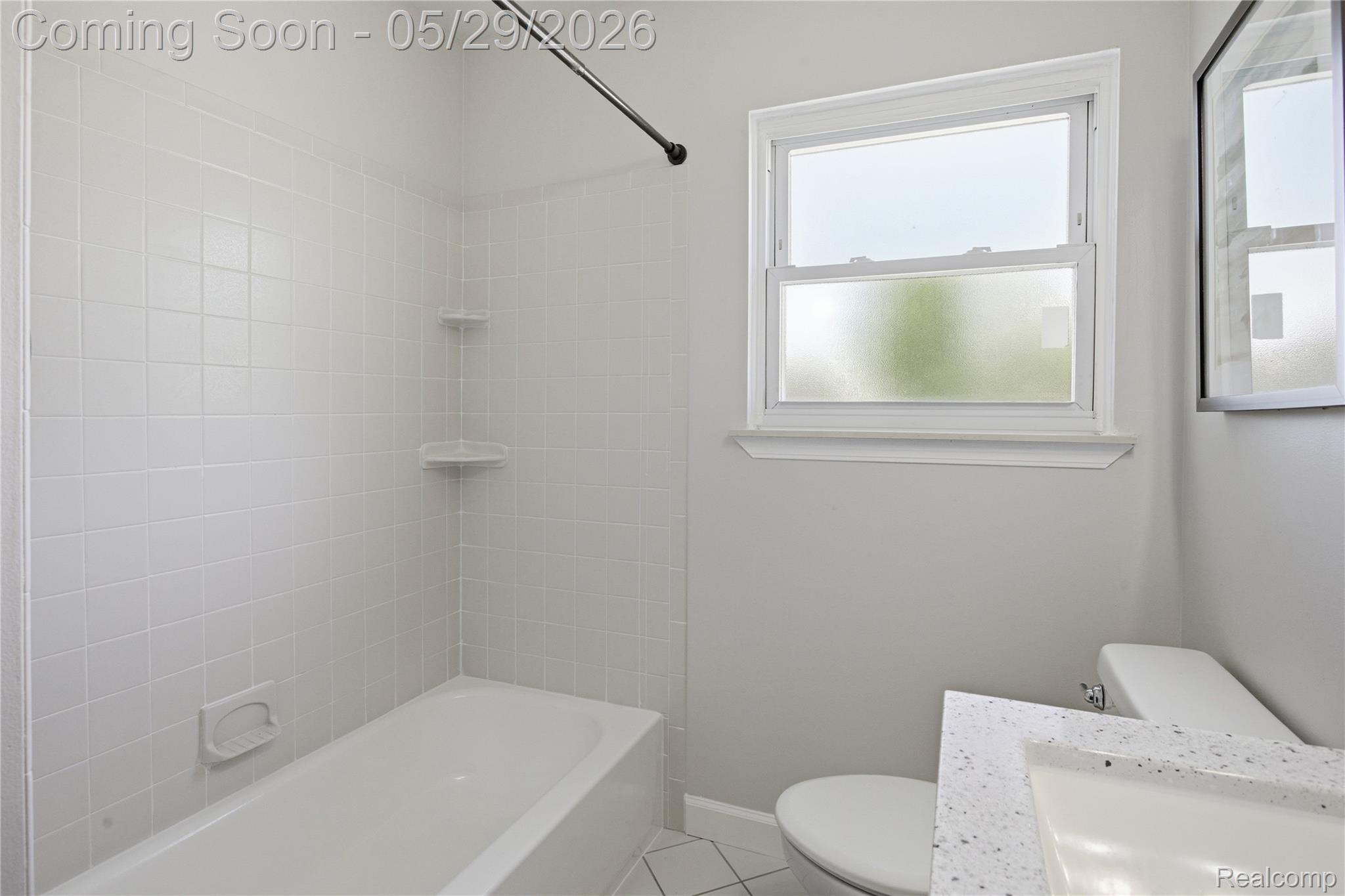 37257 Dundee Street Property Photo 23