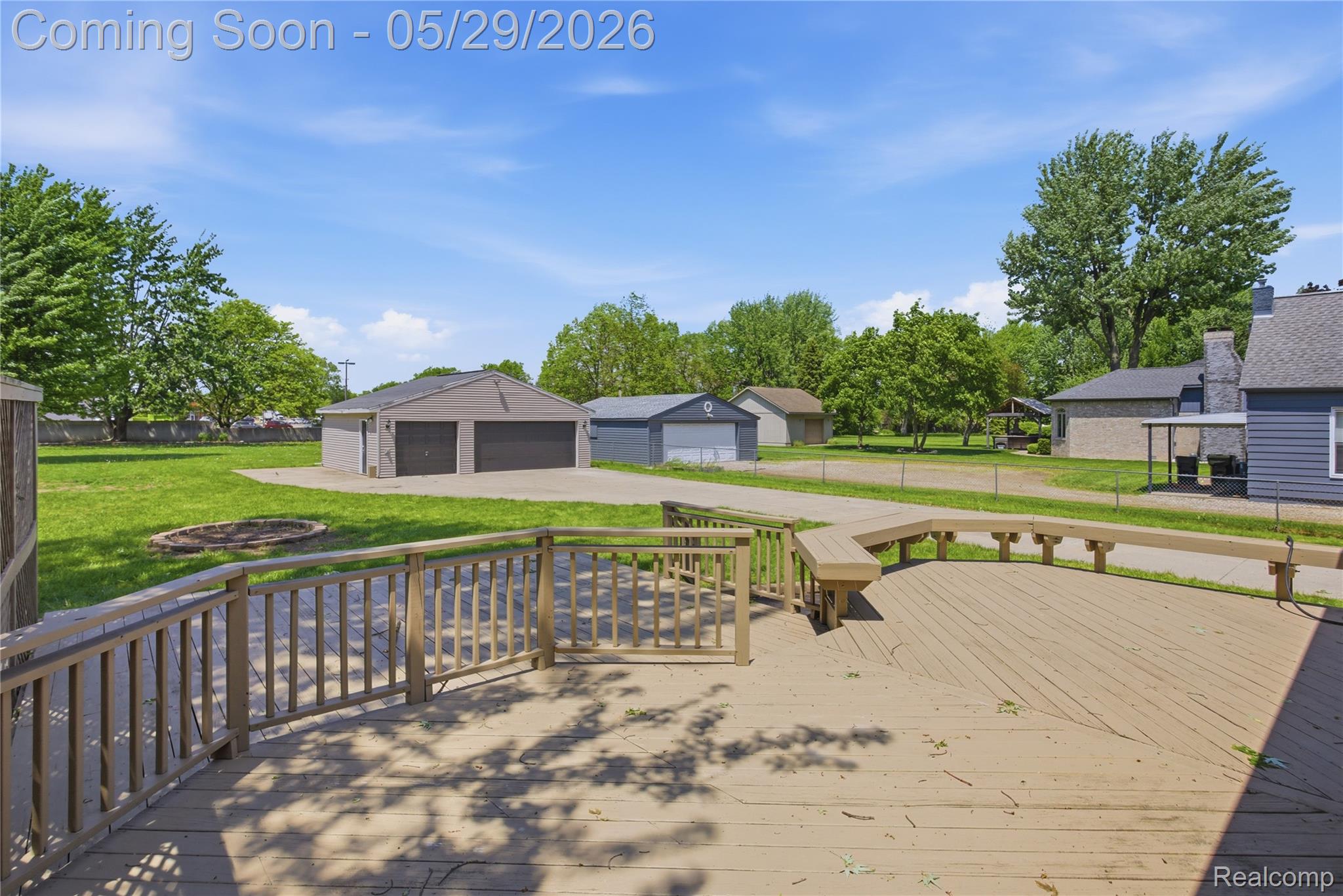 37257 Dundee Street Property Photo 32