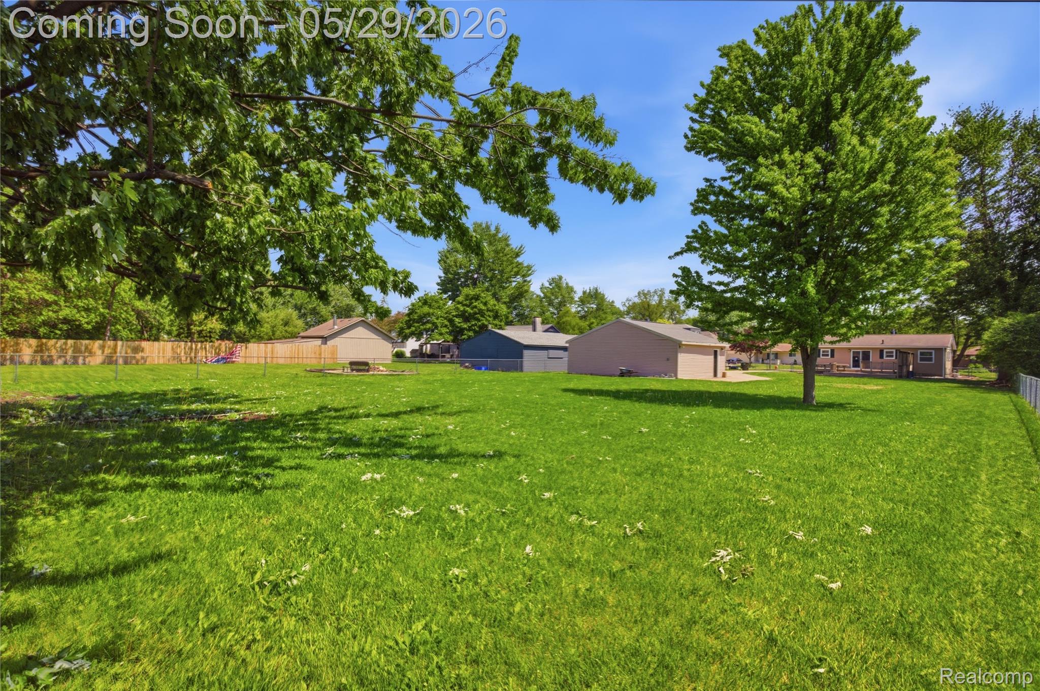 37257 Dundee Street Property Photo 38