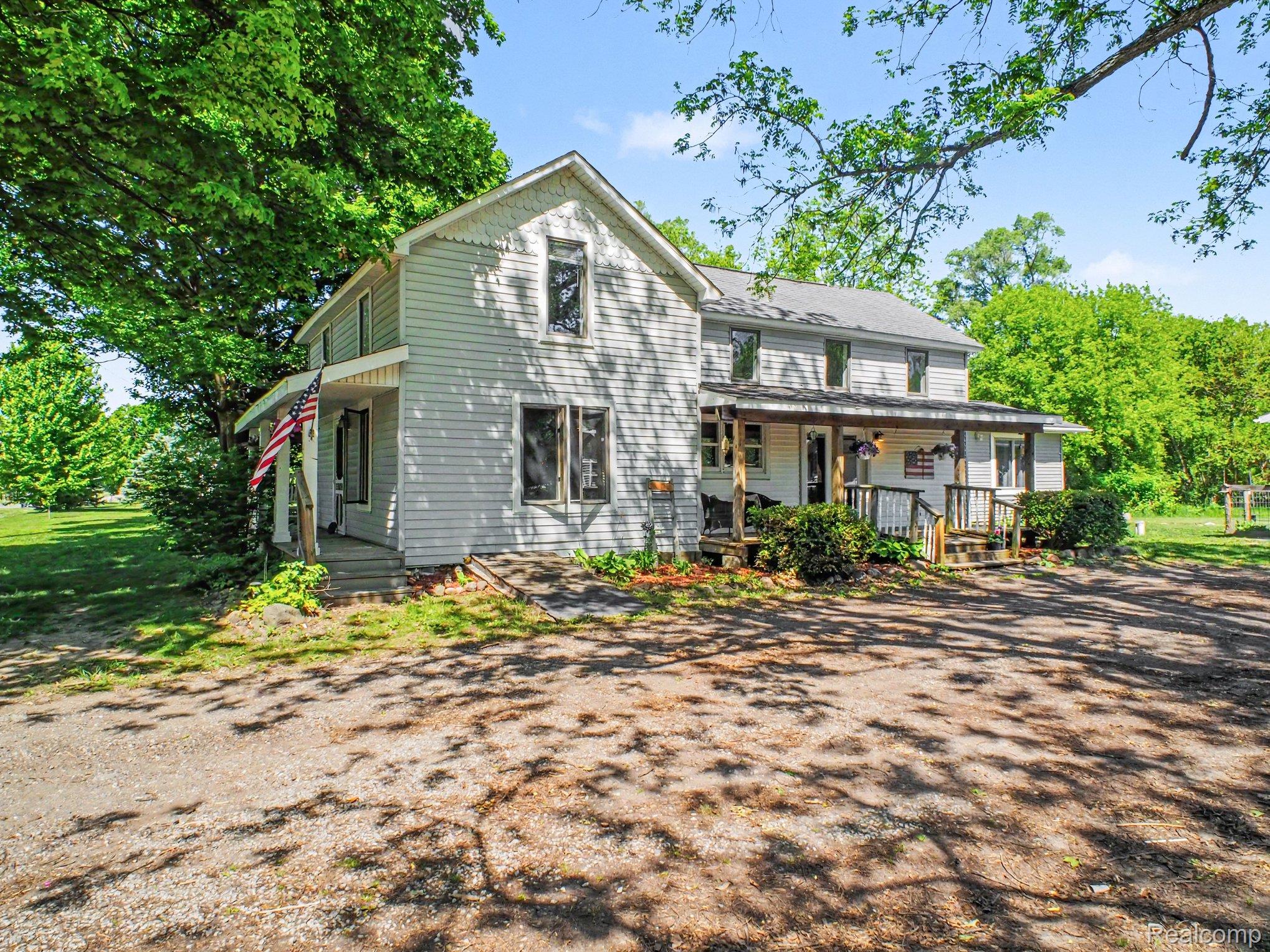 5272 W Frances Road Property Photo 2