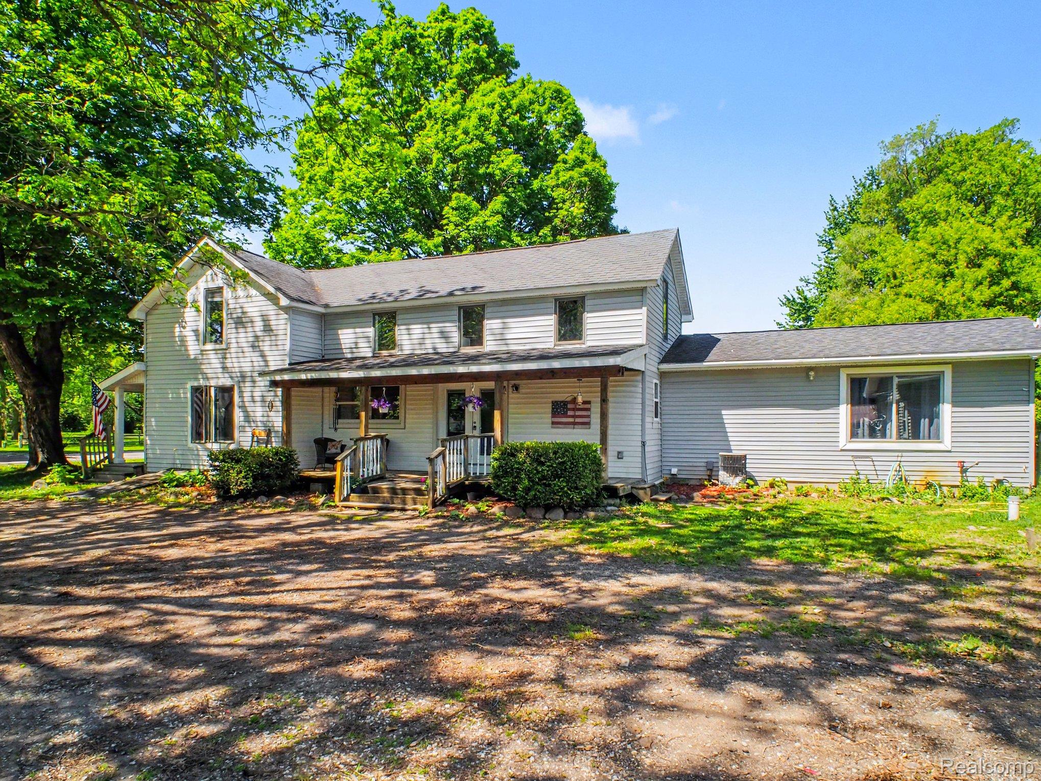 5272 W Frances Road Property Photo 3