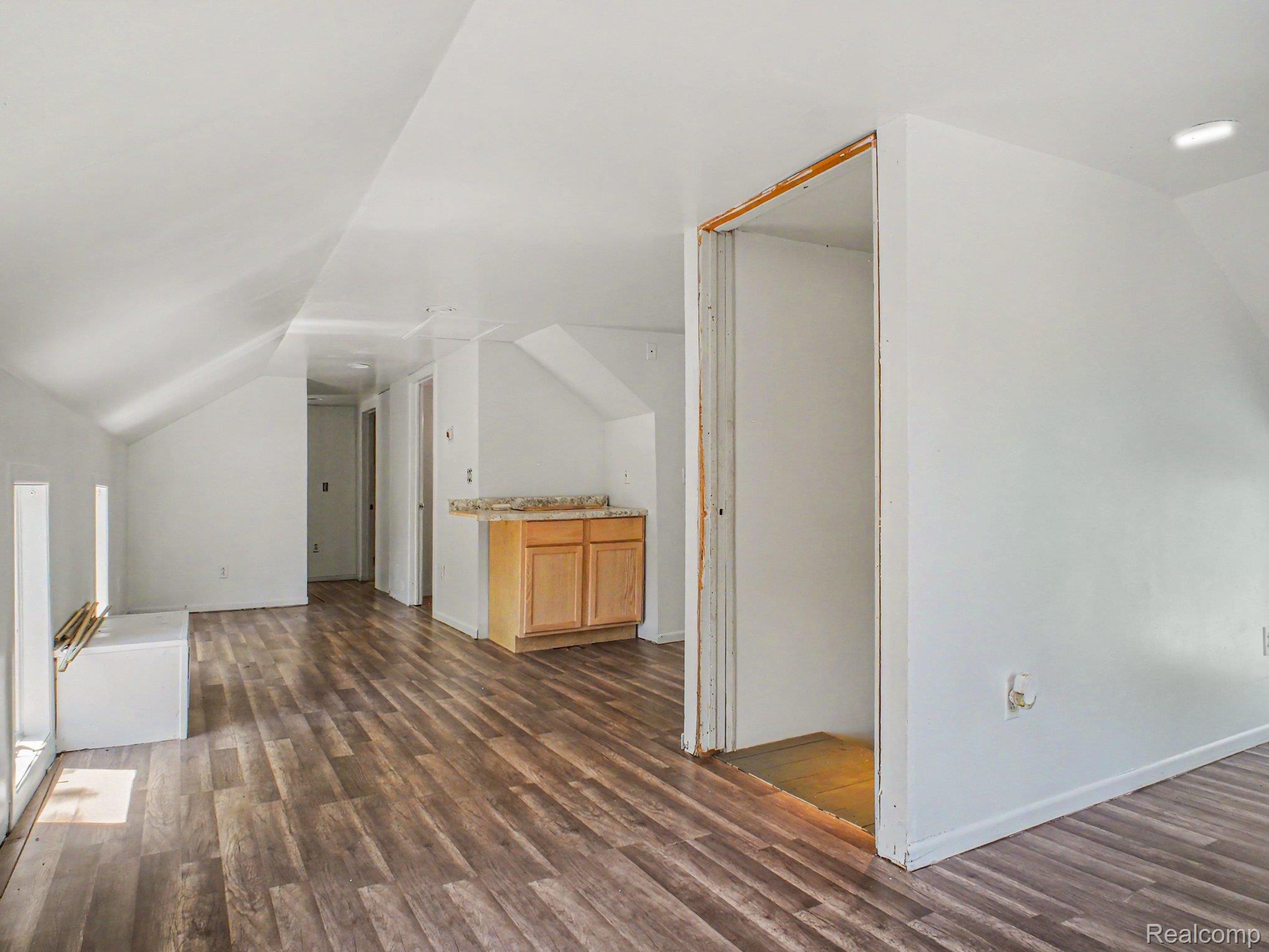 5272 W Frances Road Property Photo 15
