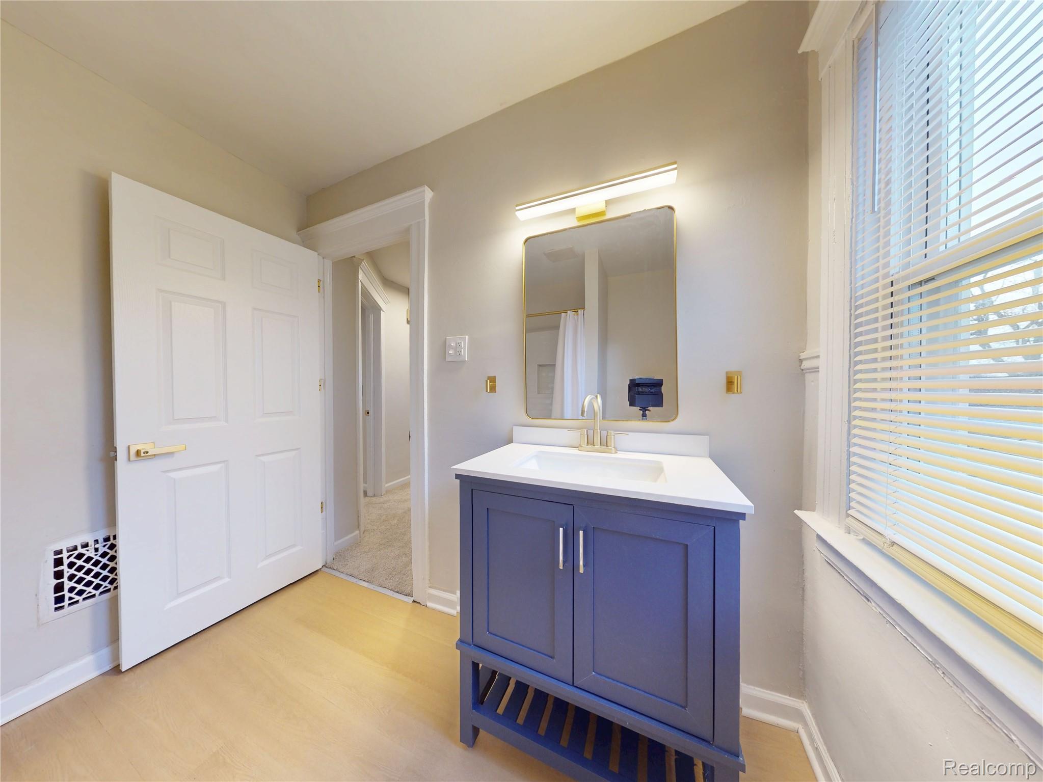 6182 15th Street Property Photo 2