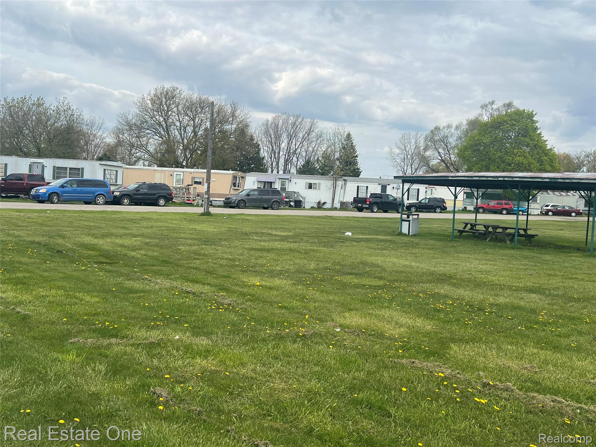 1723 S Van Dyke Road Property Photo 6