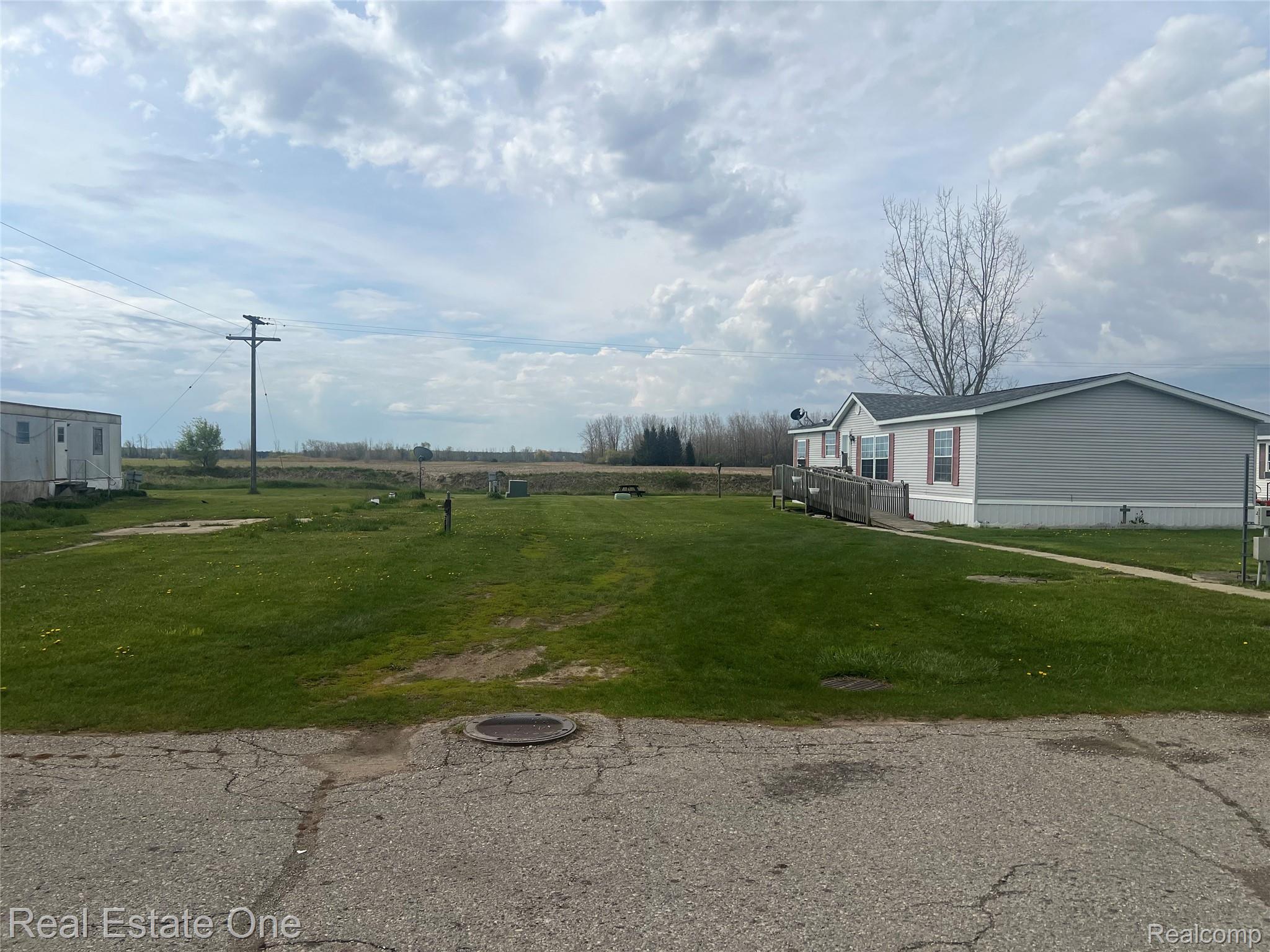 1723 S Van Dyke Road Property Photo 14