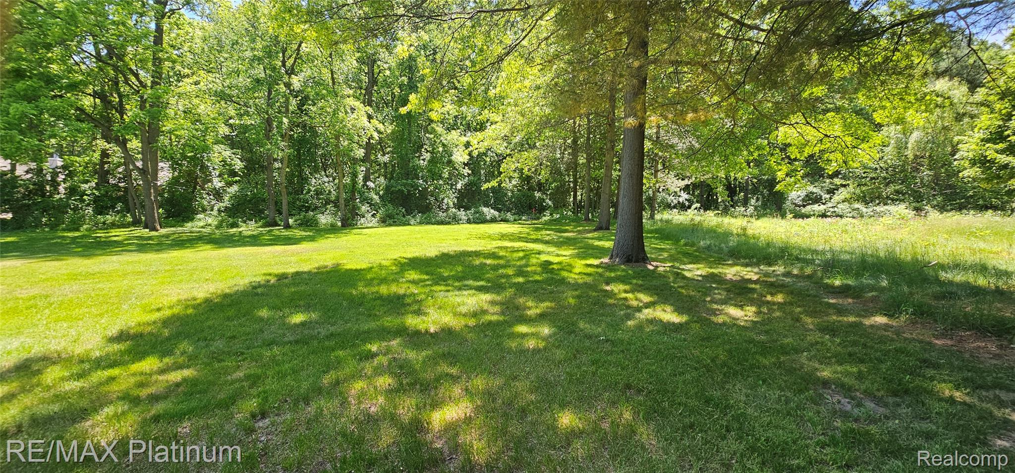 17140 Haggerty Road Property Photo 32