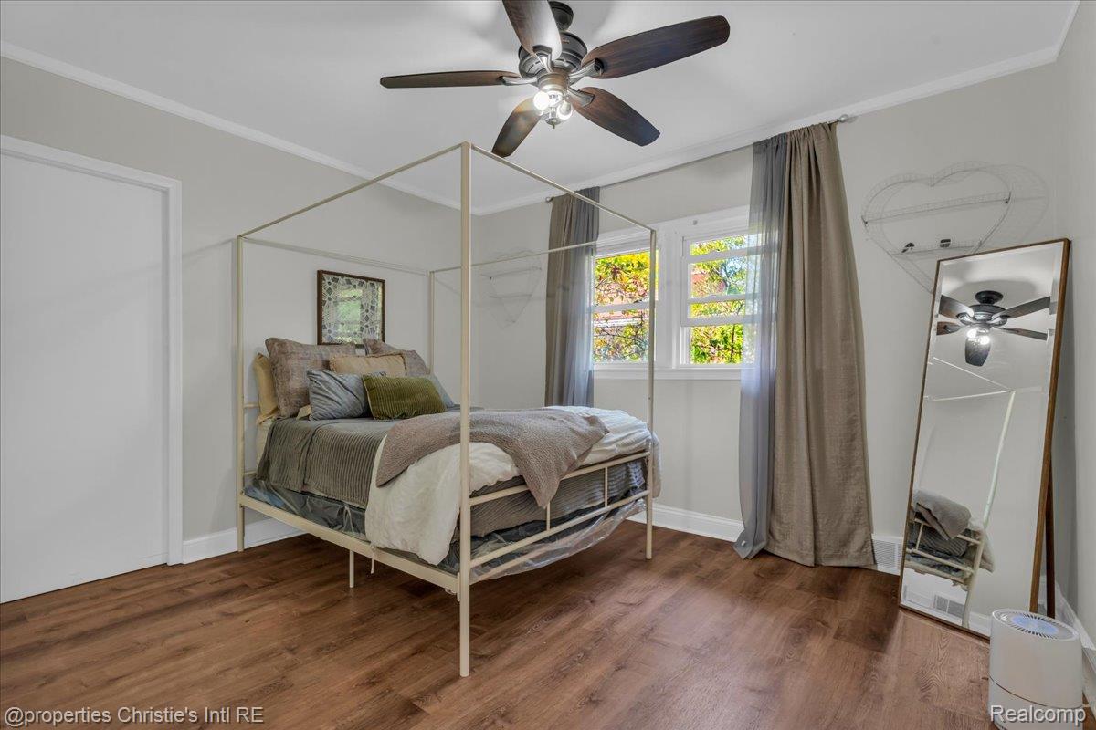 27524 Gail Drive Property Photo 15