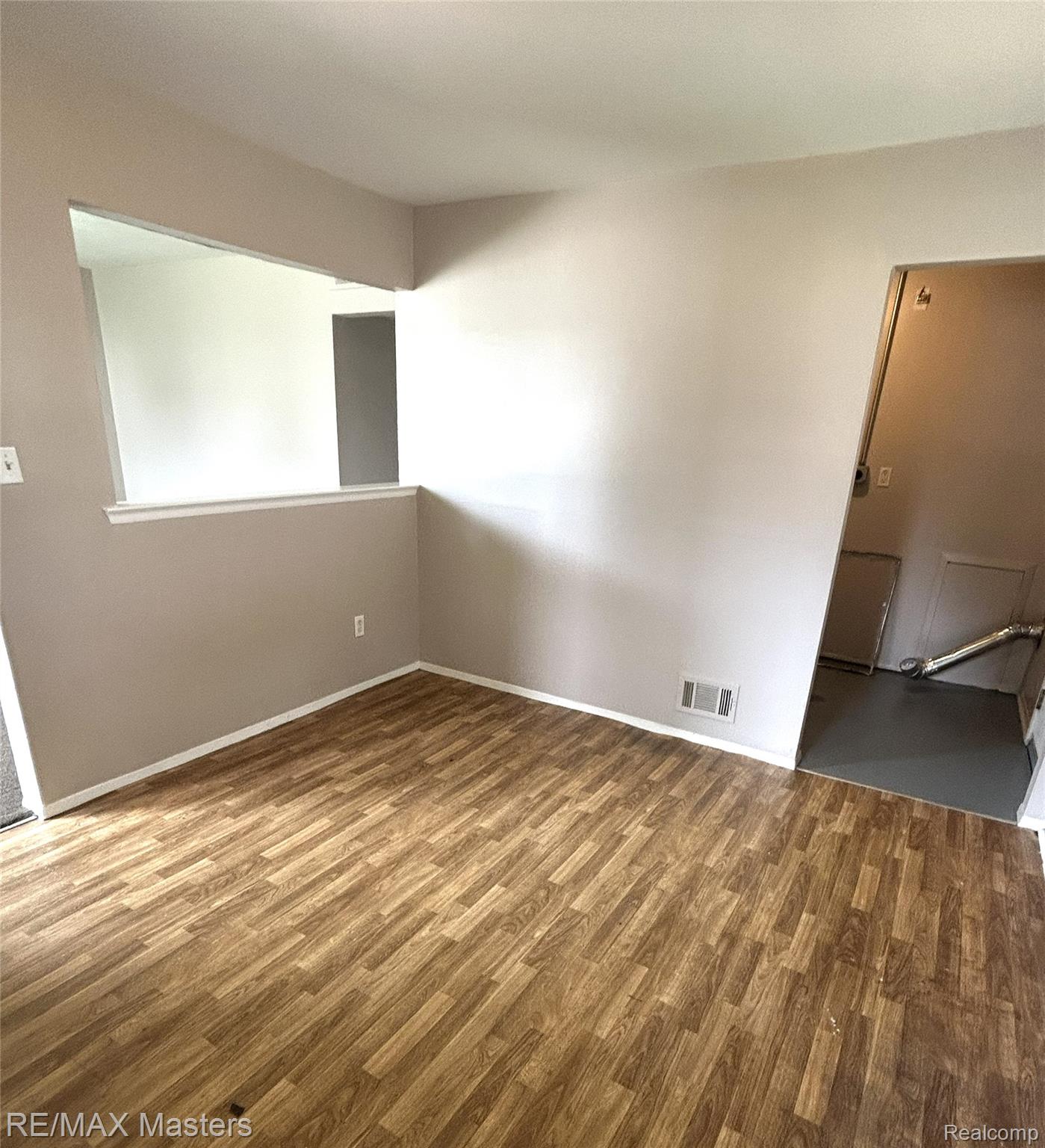4210 Hazel Avenue Property Photo 11