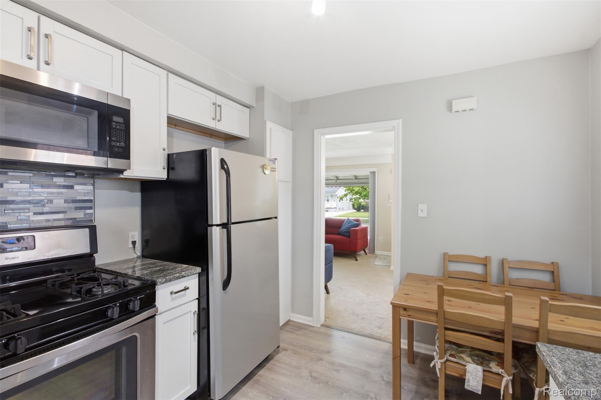 397 Longfellow Street Property Photo 8