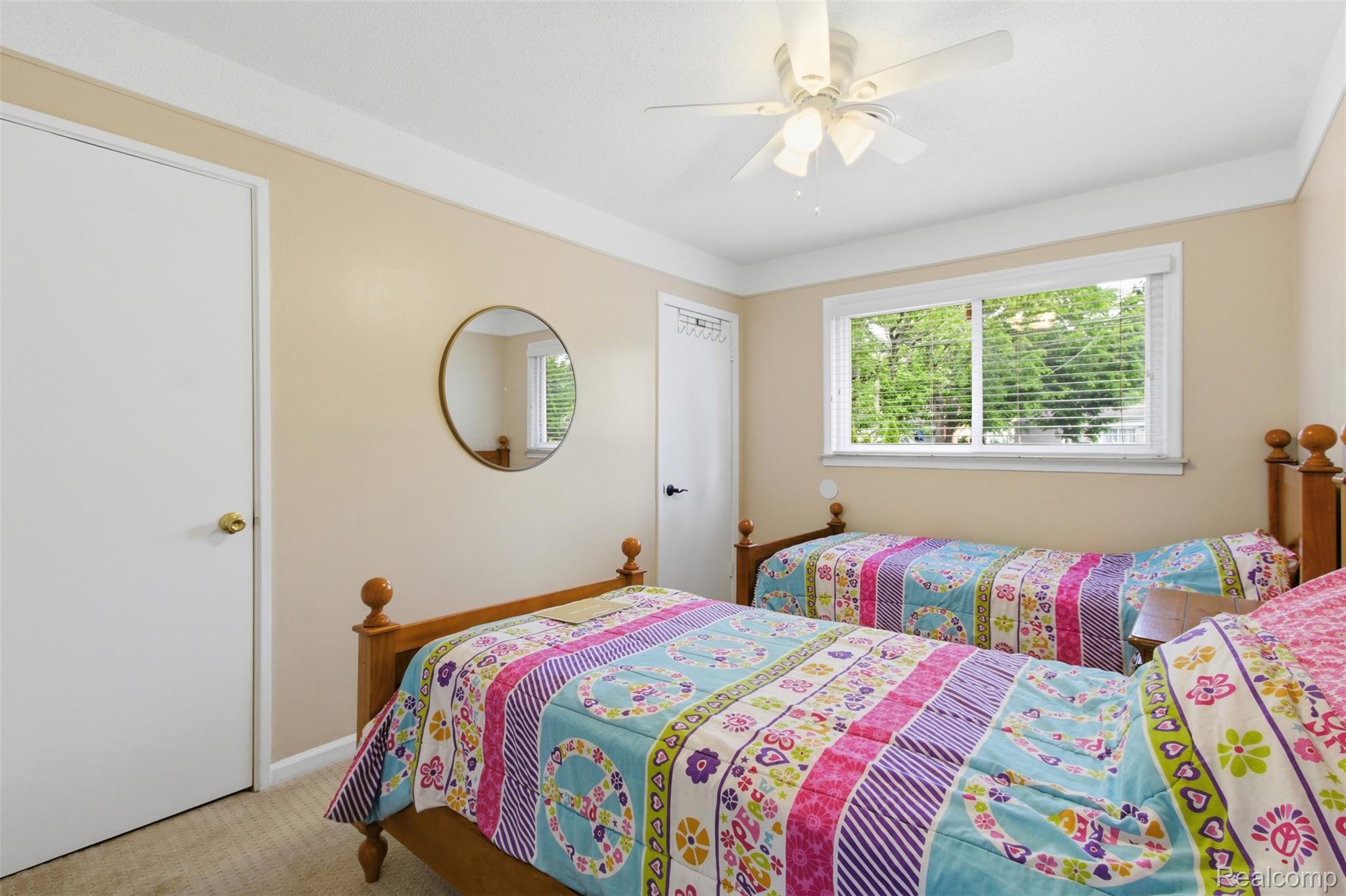 397 Longfellow Street Property Photo 11