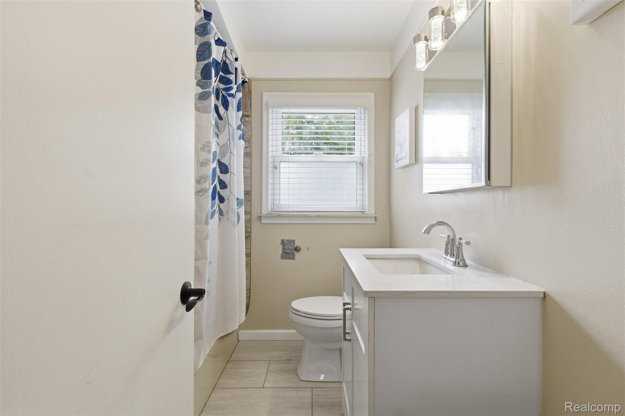 397 Longfellow Street Property Photo 12