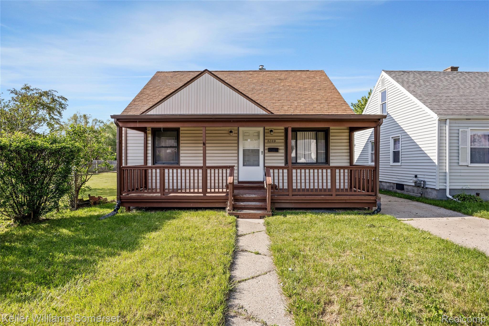 8289 Ford Avenue Property Photo 1