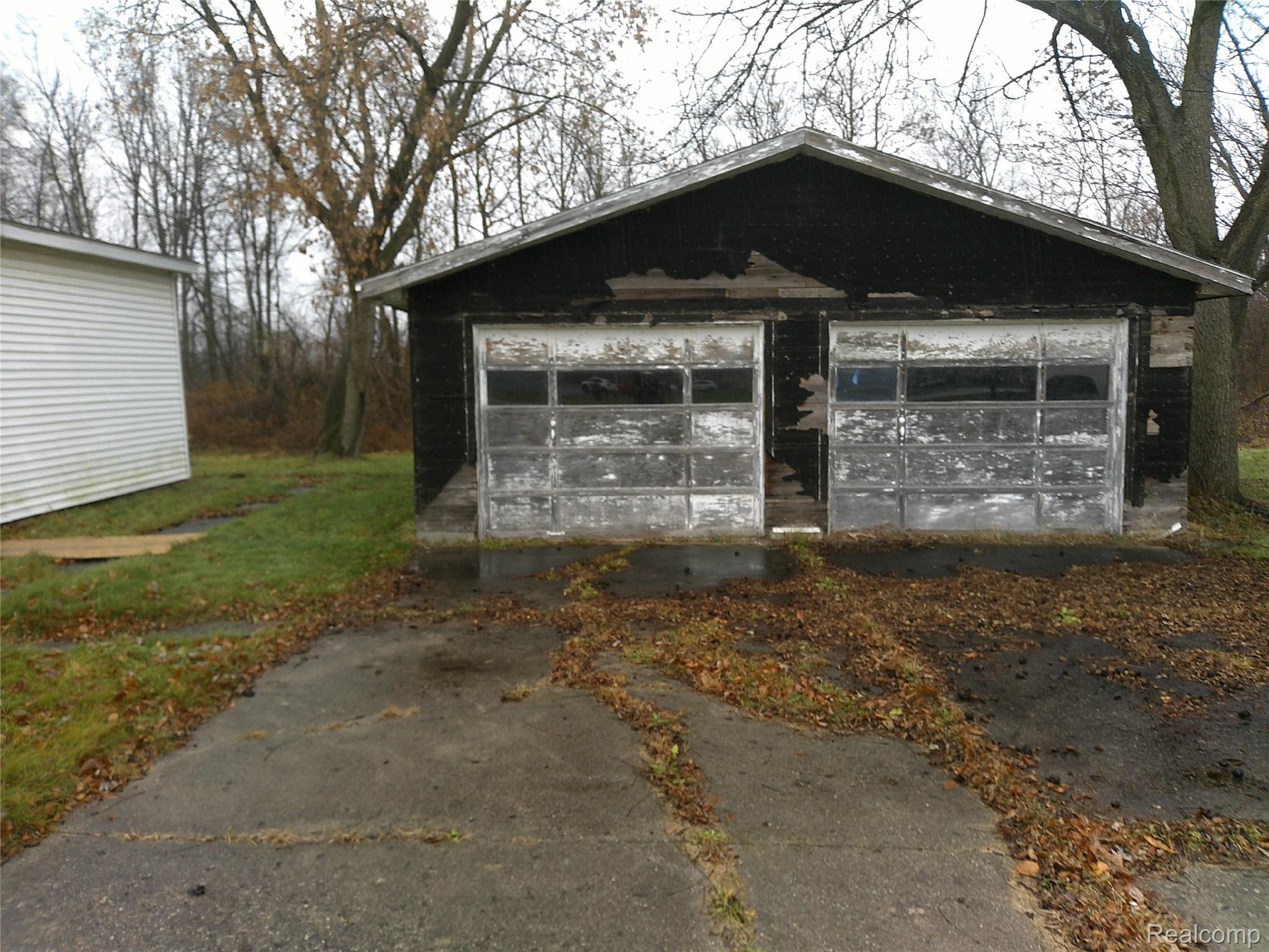 301 Chesaning Street Property Photo 3