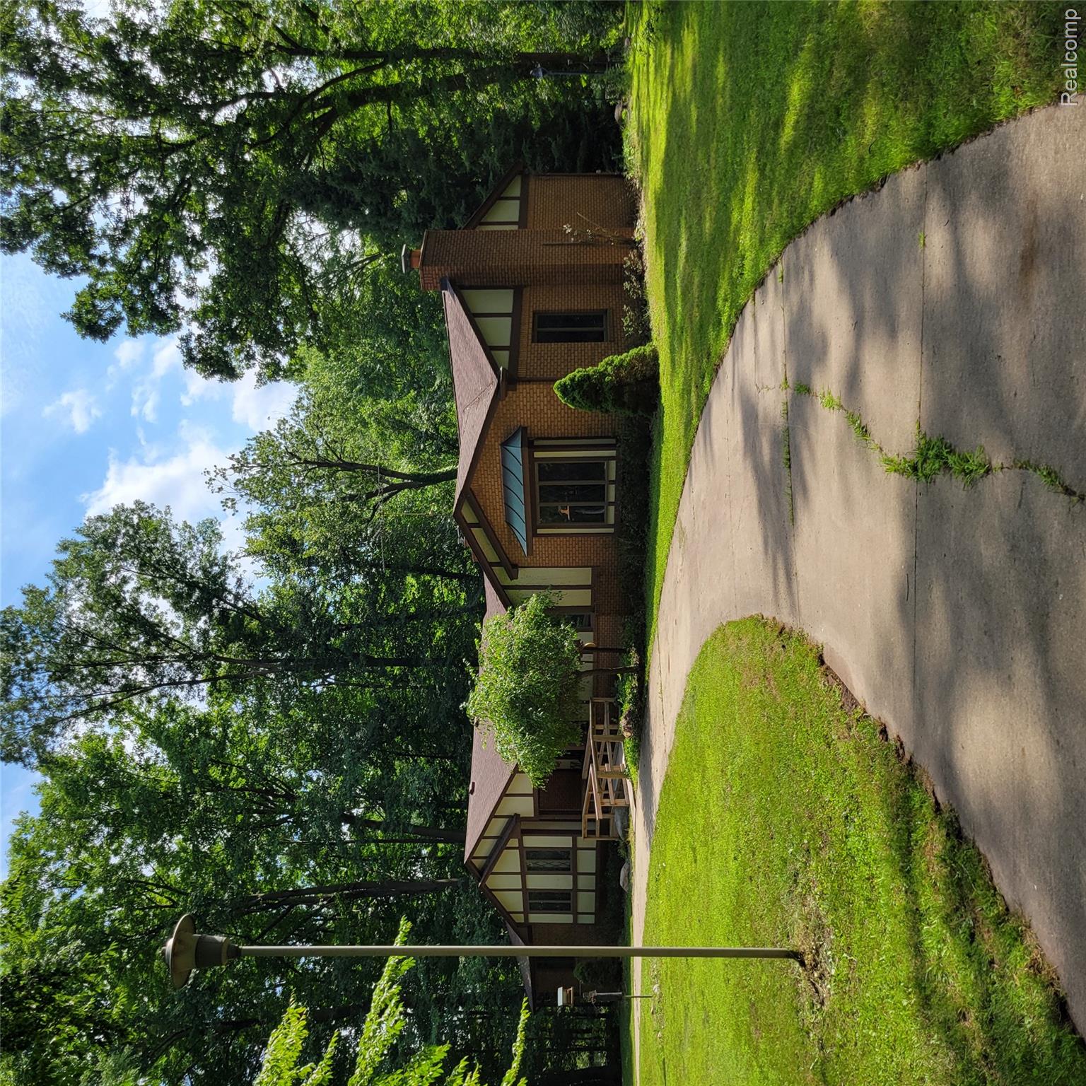 9345 Weber Road Property Photo 8